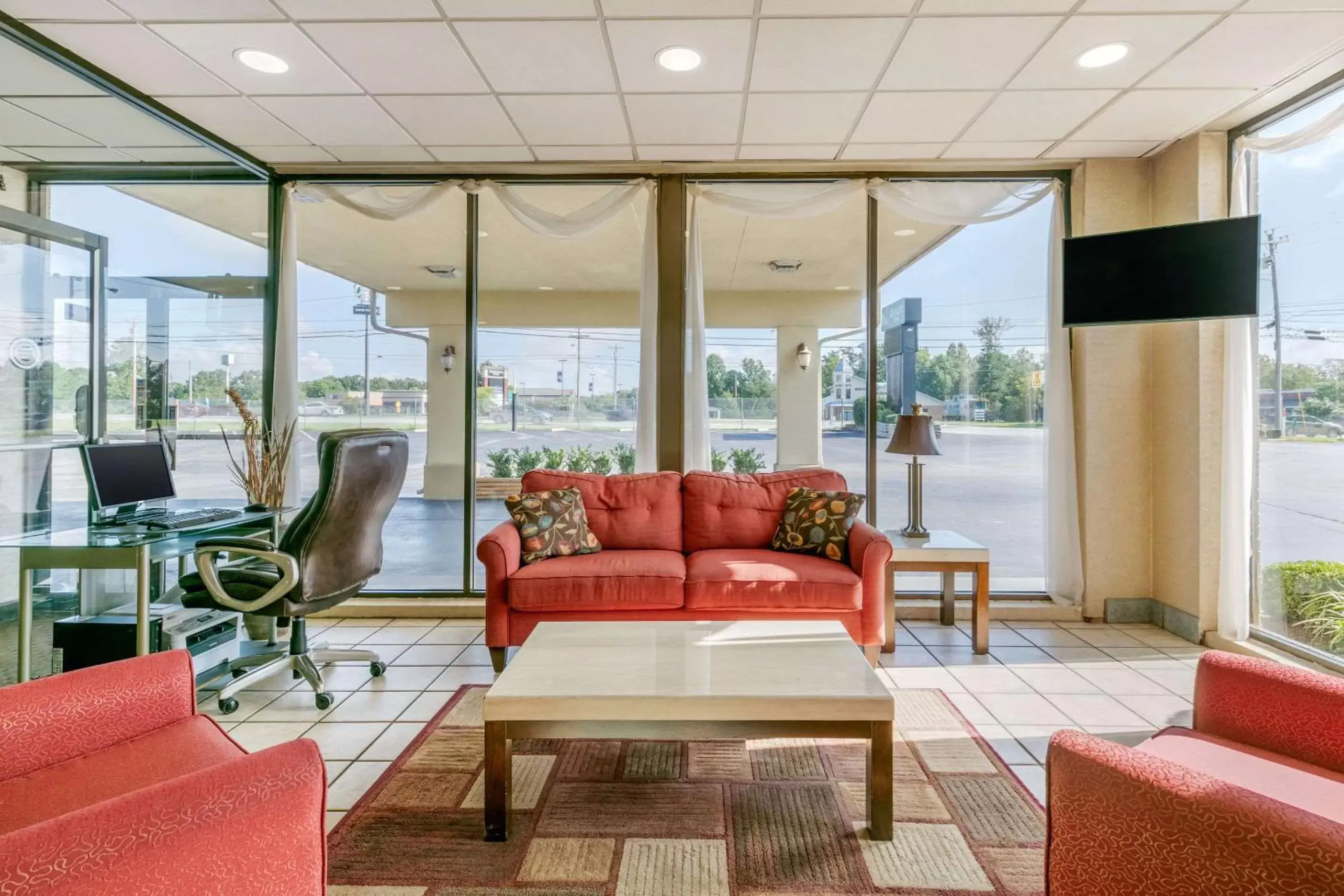 Lobby or reception in Quality Inn Manchester near Arnold AFB Lobby or reception in Quality Inn Manchester near Arnold AFB