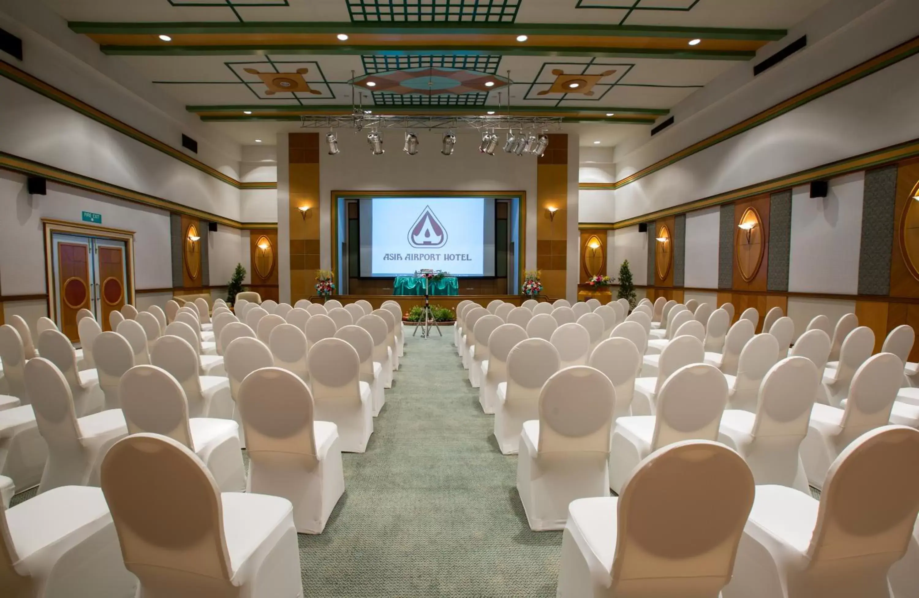 Meeting/conference room in Asia Airport Hotel