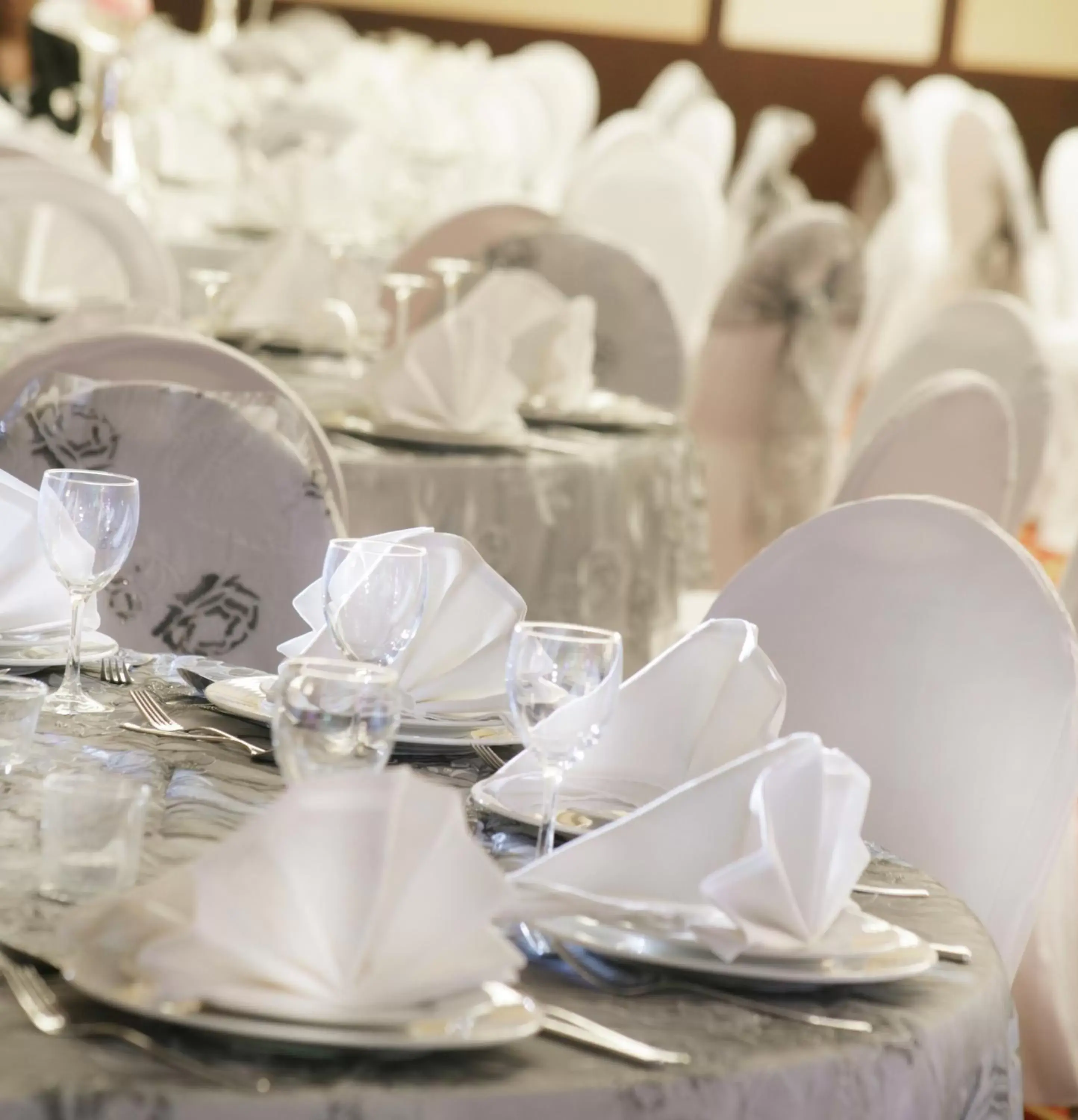 Banquet/Function facilities, Restaurant/Places to Eat in Ramada Hotel & Suites by Wyndham Ajman