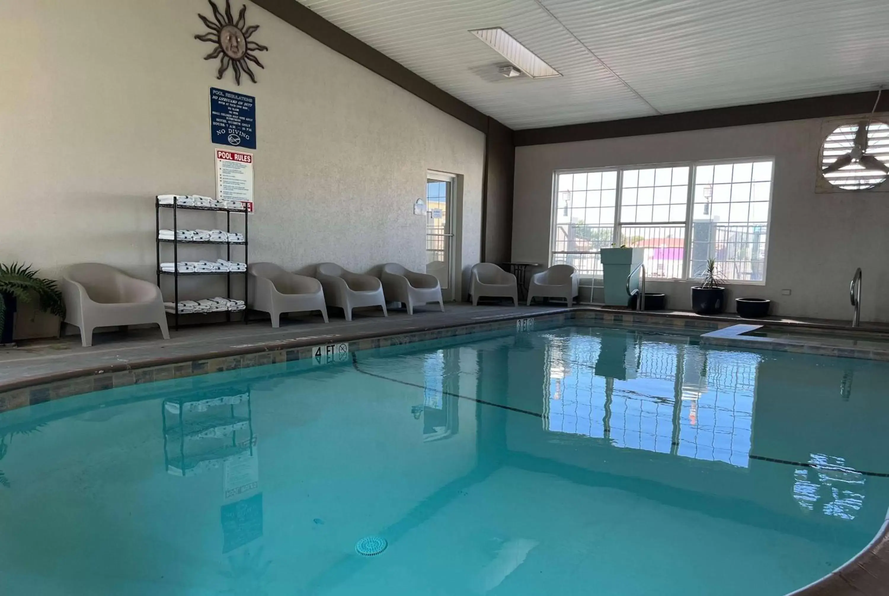 Pool view, Swimming Pool in Days Inn by Wyndham Dalhart