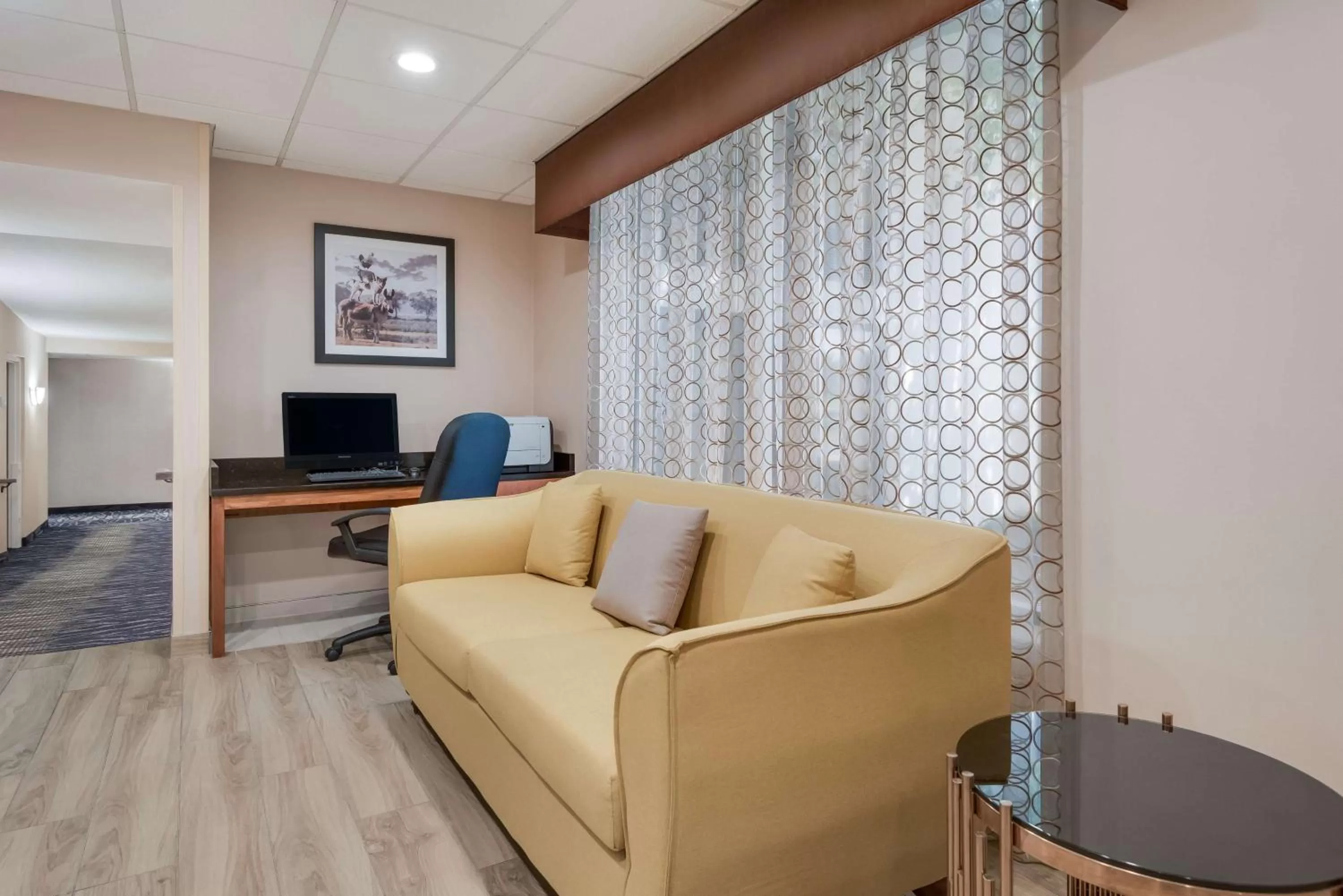 Lobby or reception in Best Western Batesville