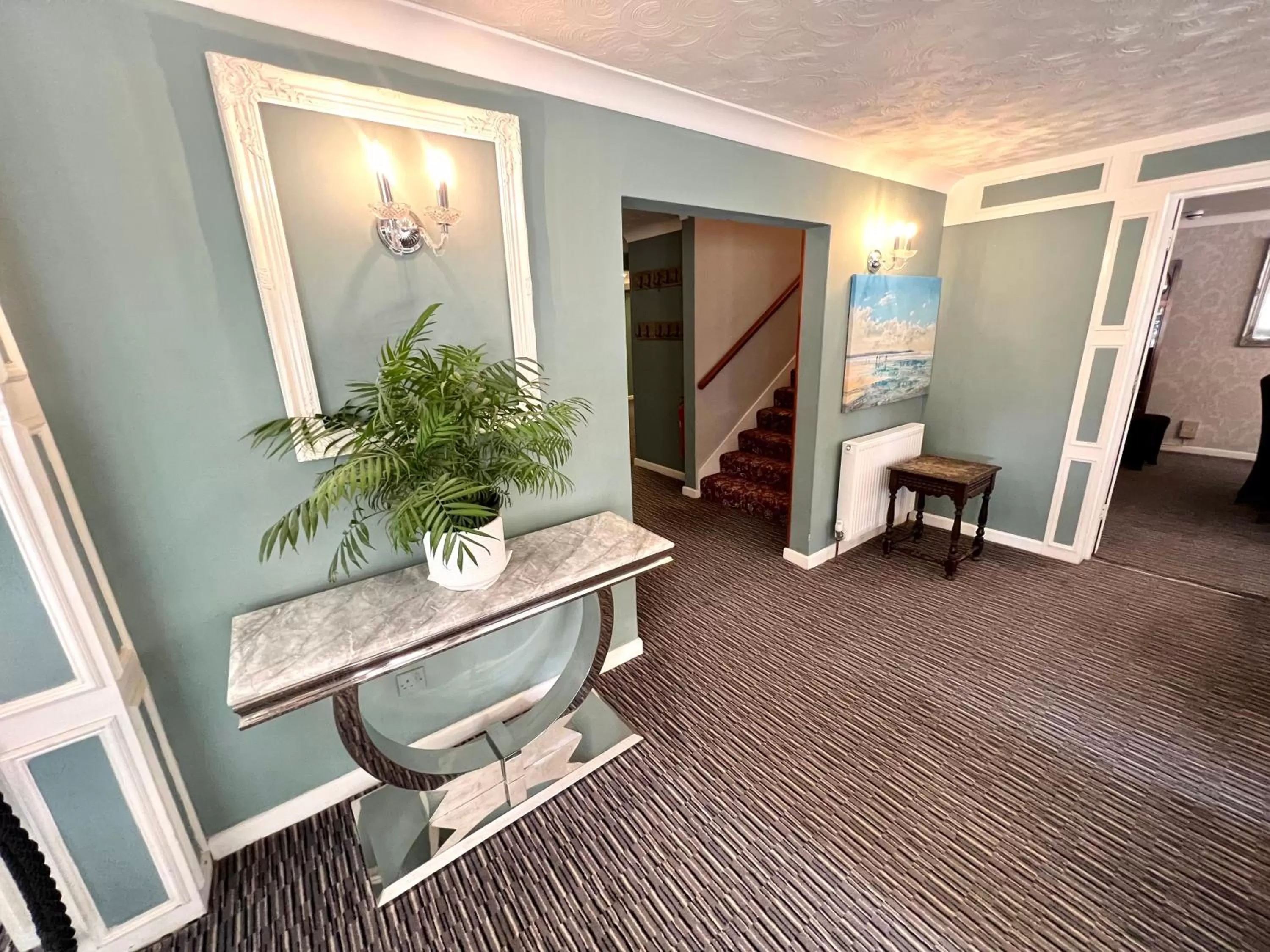 Lobby or reception in South Lawn Hotel