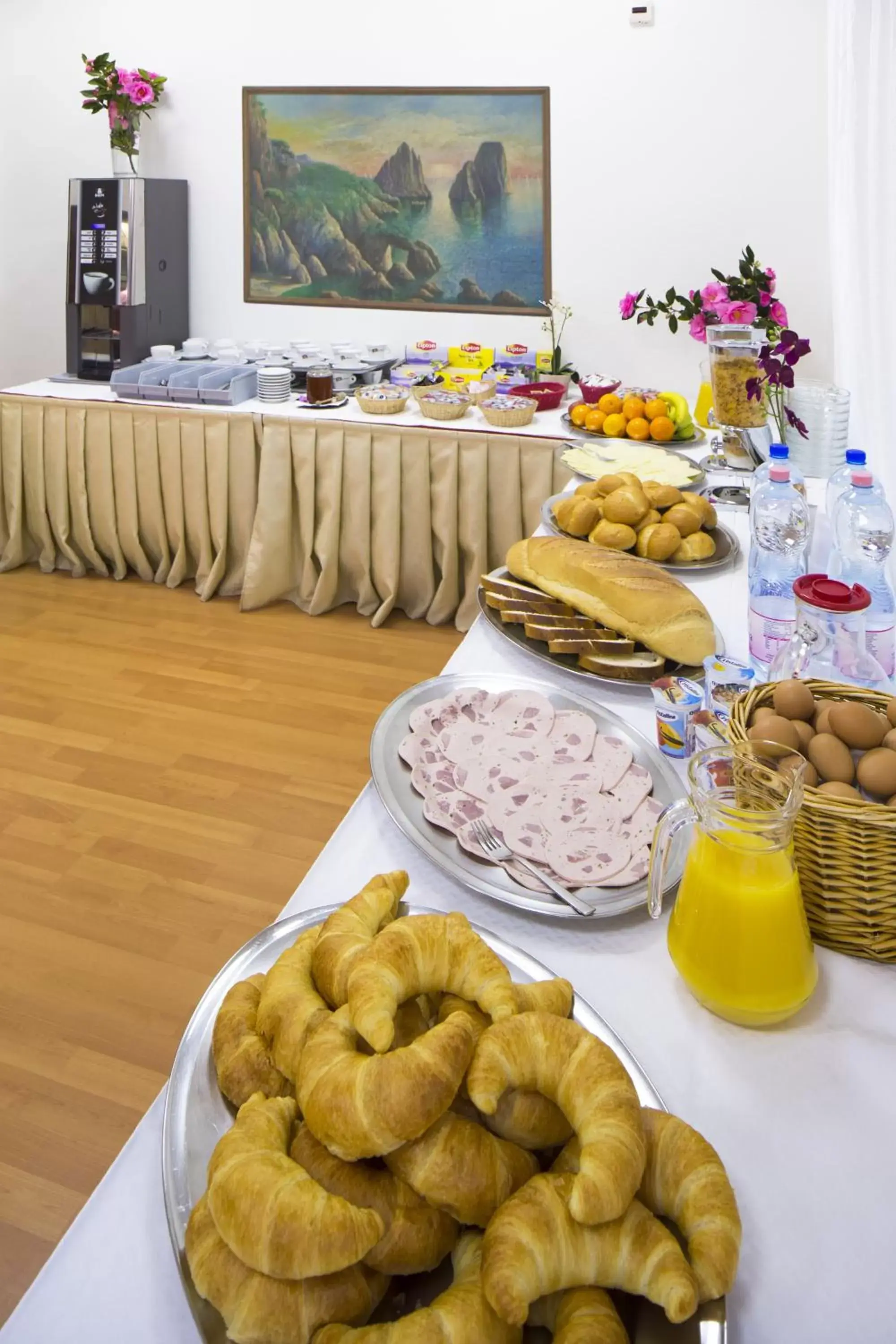 Food and drinks, Breakfast in Hotel Garni Montaldi