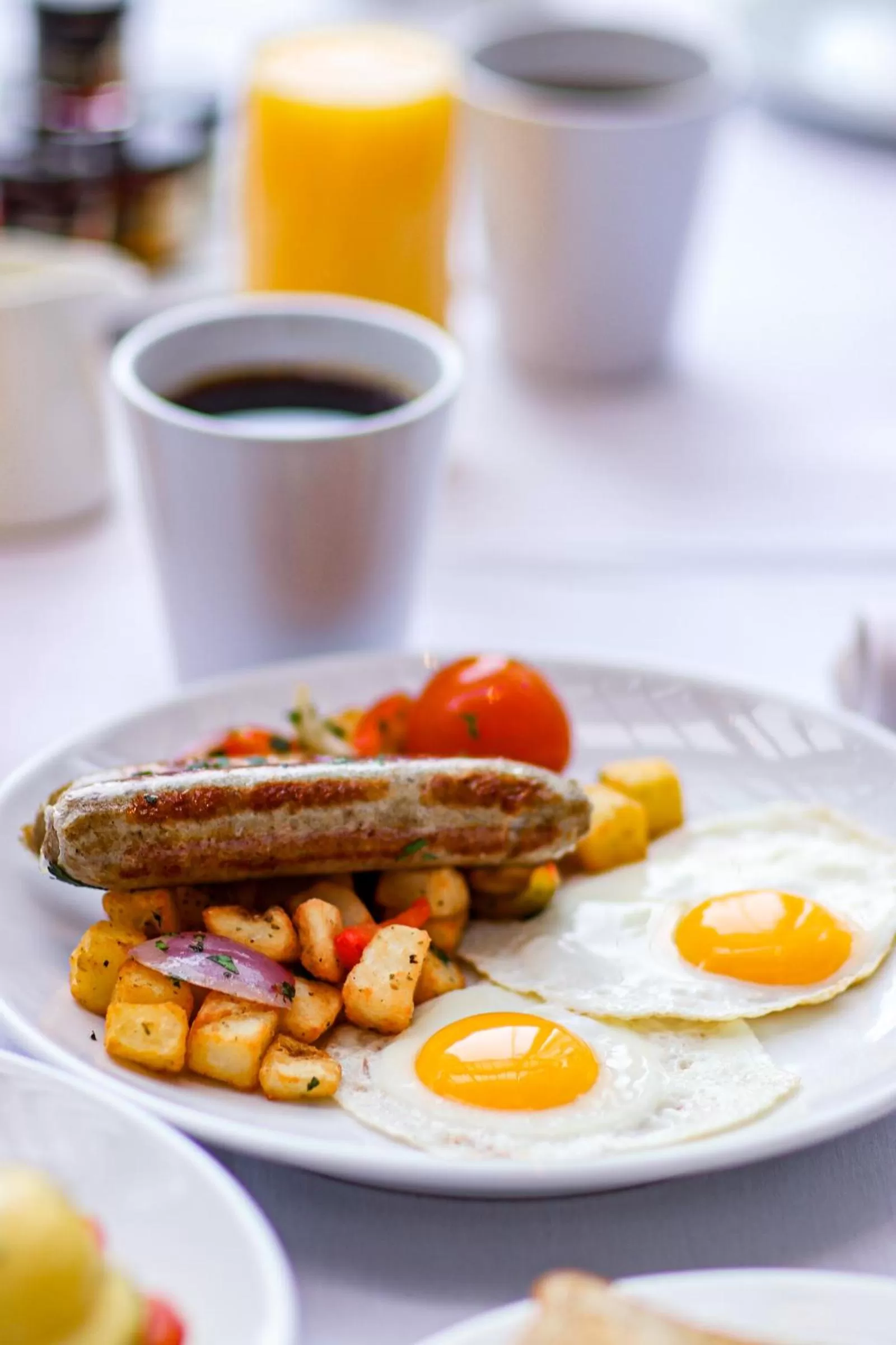 Restaurant/places to eat in Pinnacle Hotel Harbourfront