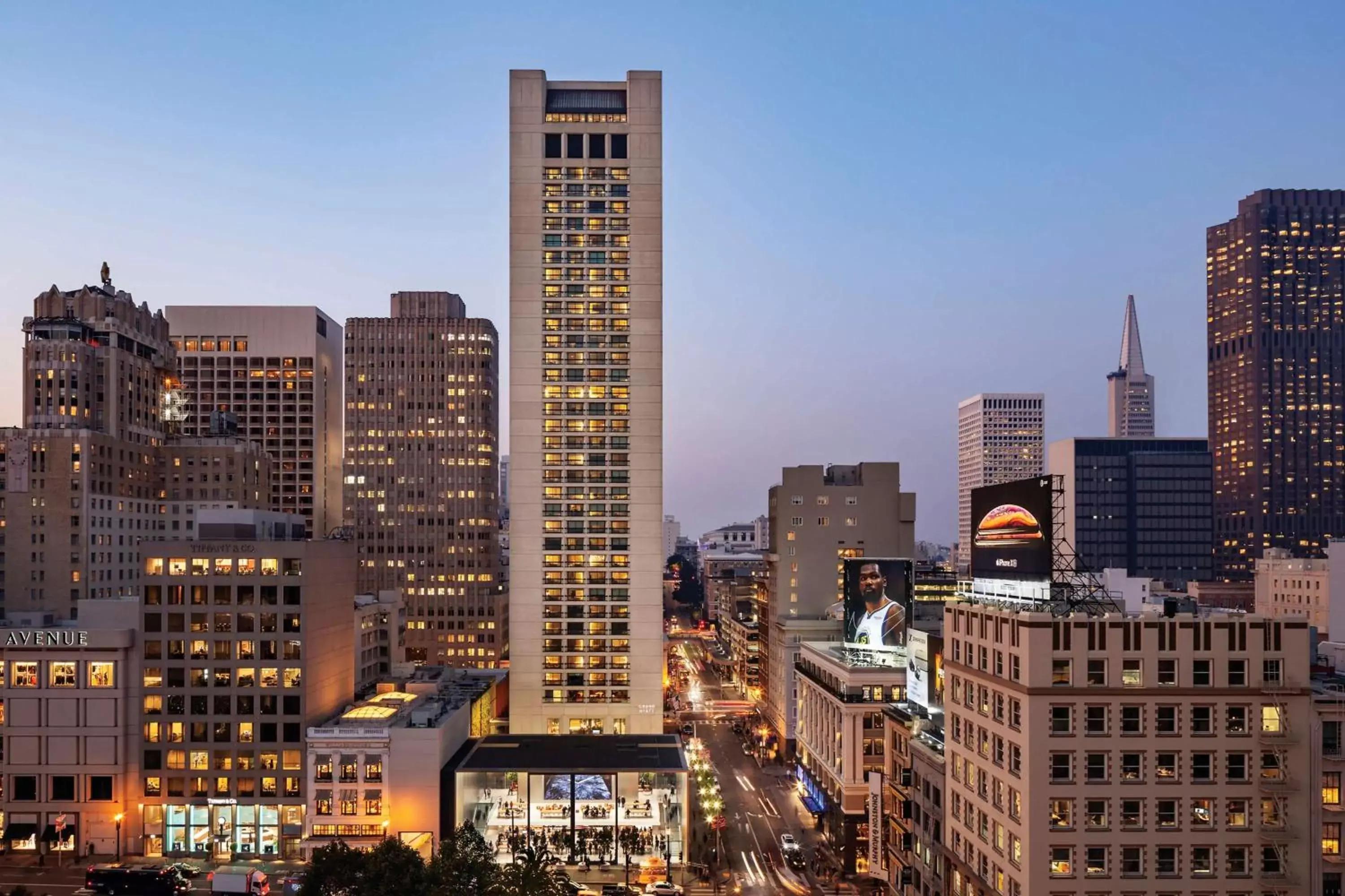 Property building in Grand Hyatt San Francisco Union Square