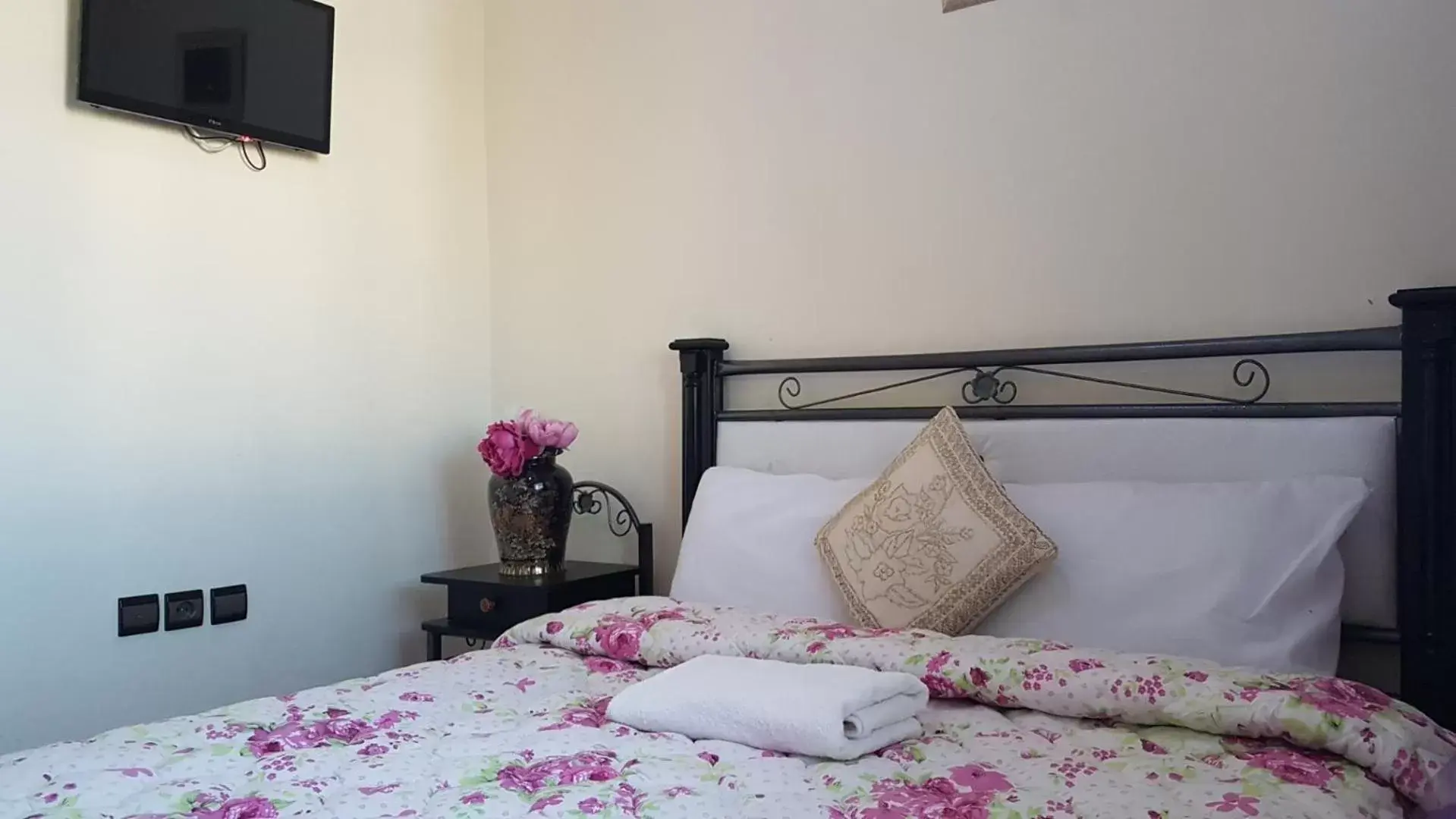 Standard Single Room - single occupancy in Hotel Nice 06 Standard Single Room - single occupancy in Hotel Nice 06