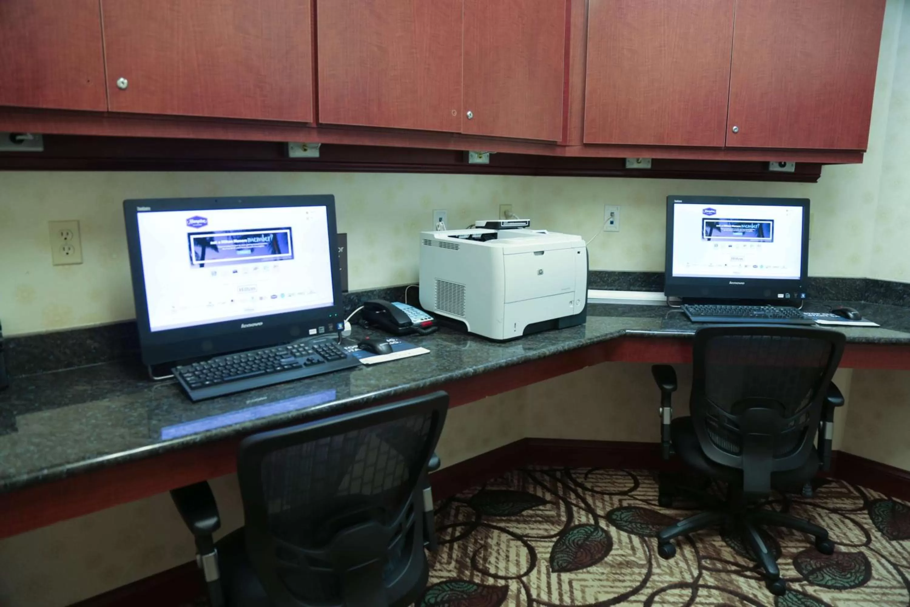 Business facilities in Hampton Inn Morehead