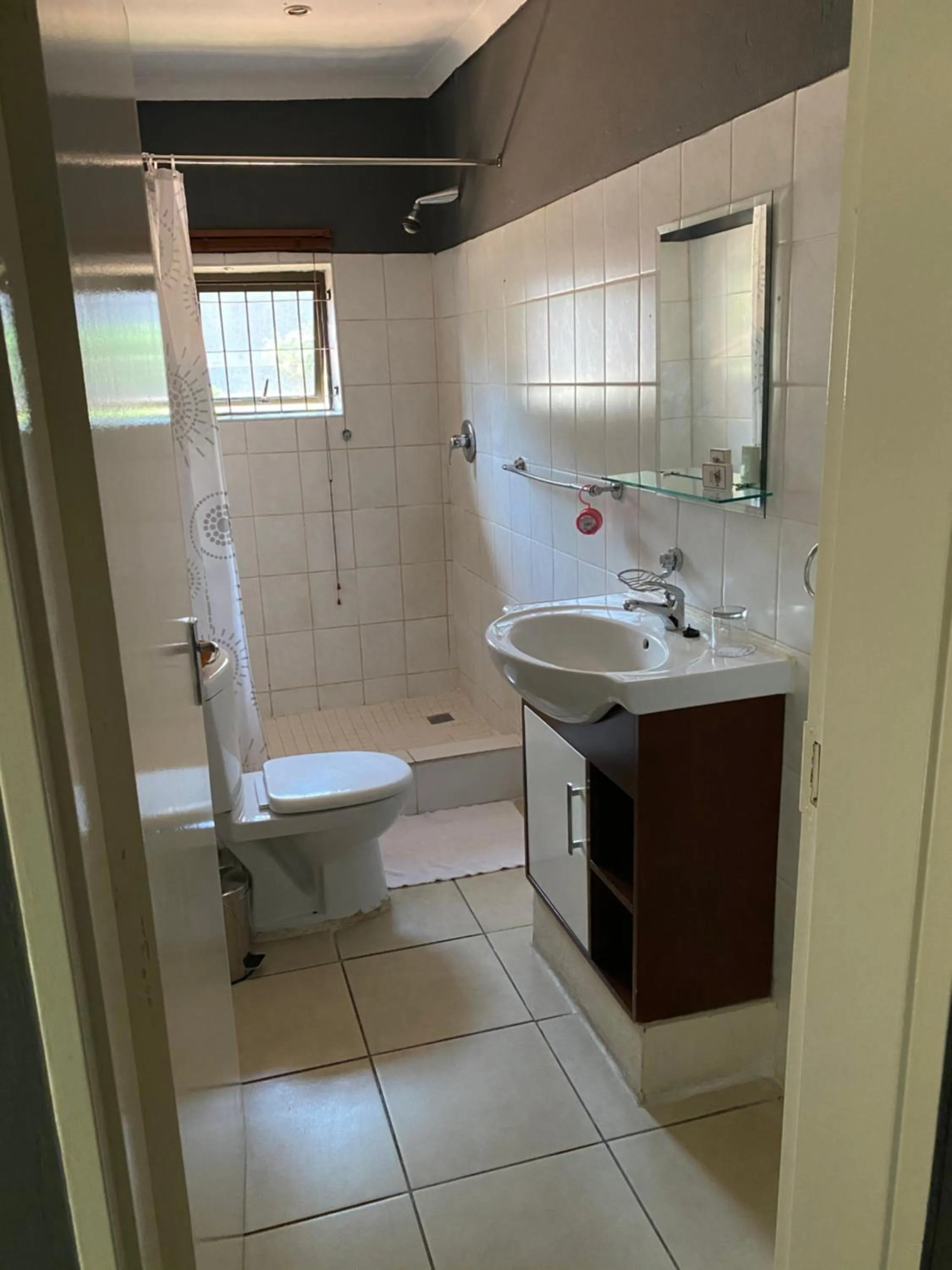 Bathroom in Marion Lodge