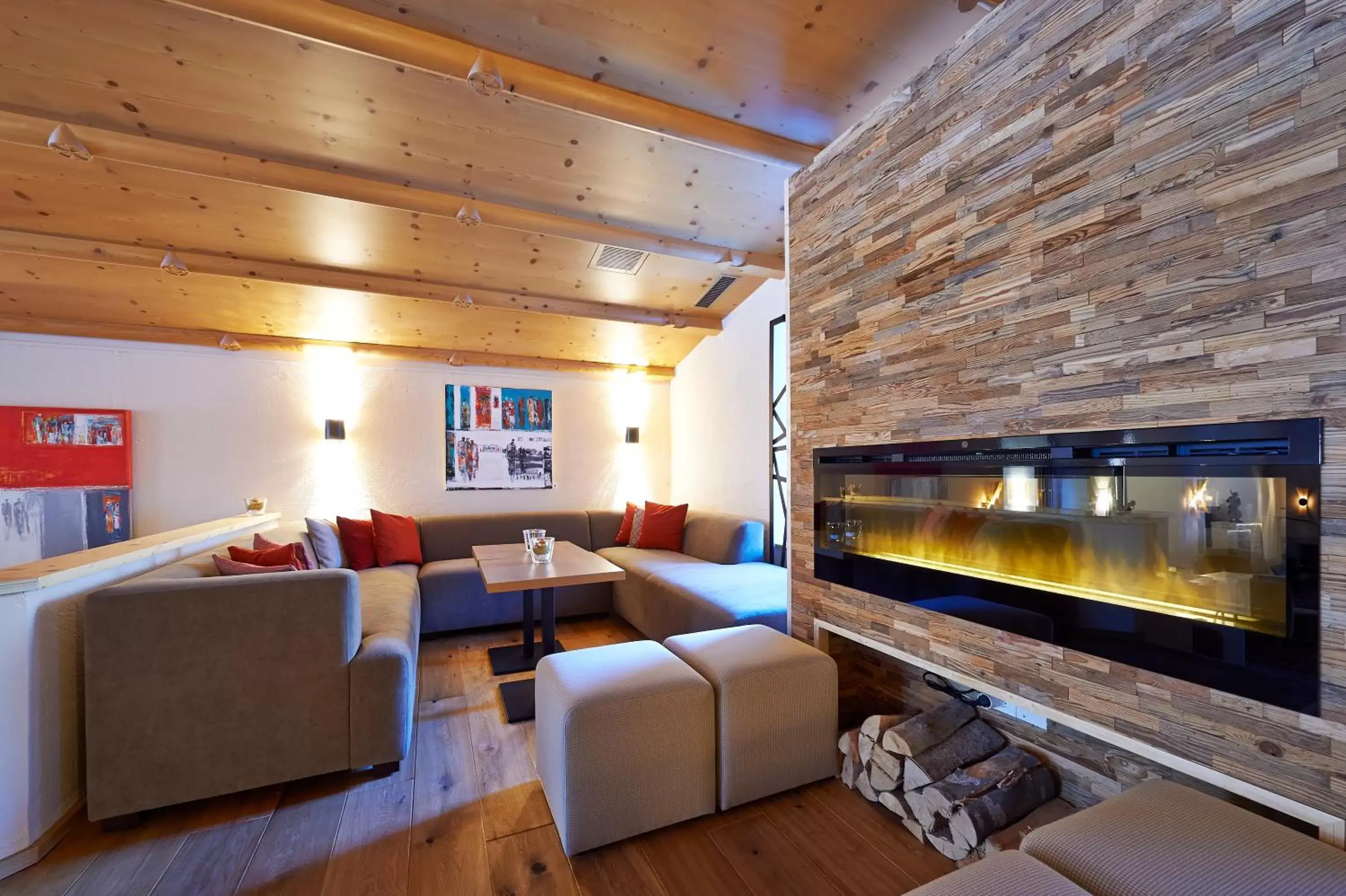 Lounge or bar in Waldhotel Arosa