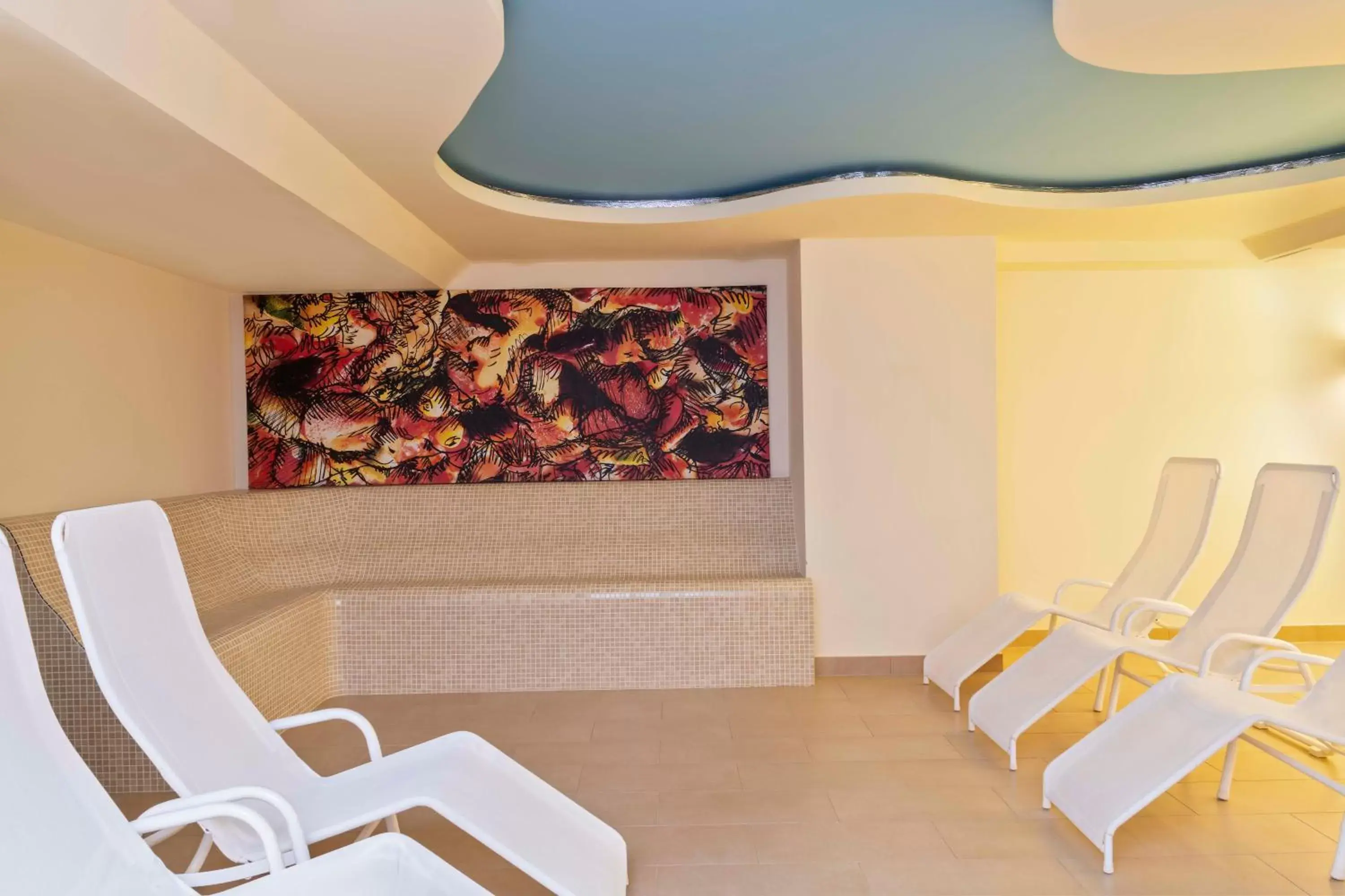 Sauna, Seating Area in Hotel Bad Serneus