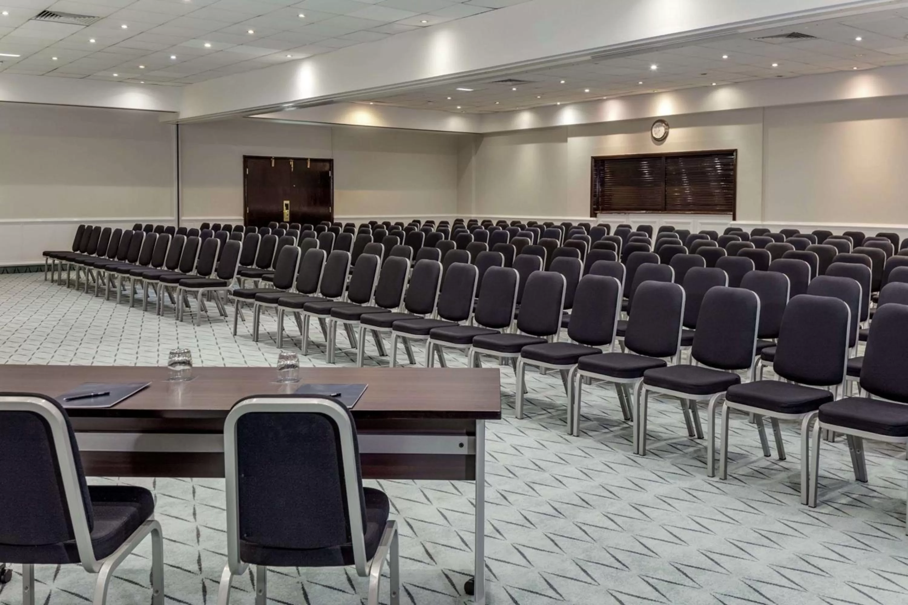 Meeting/conference room in DoubleTree by Hilton Manchester Airport