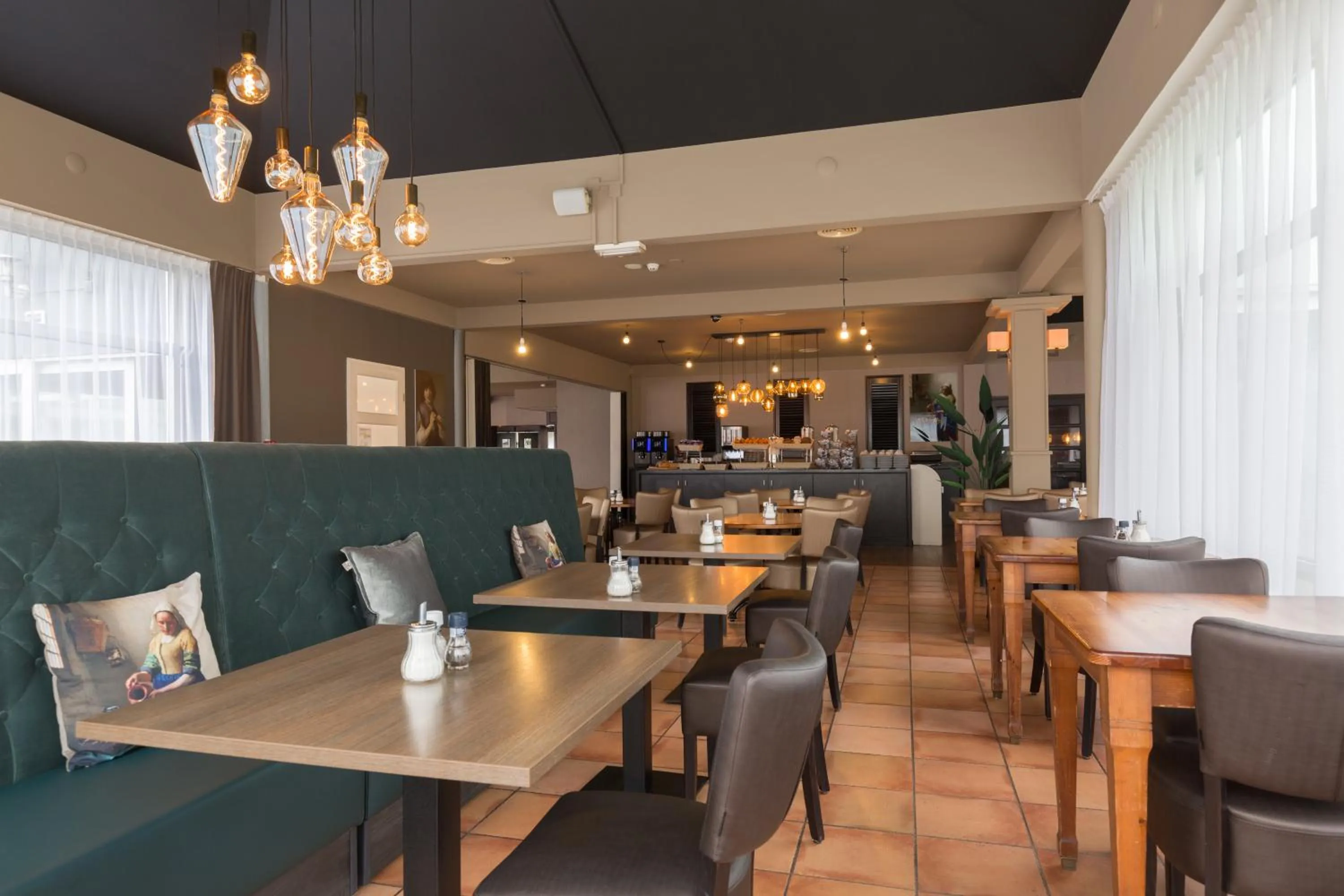 Restaurant/places to eat in New West Inn Amsterdam