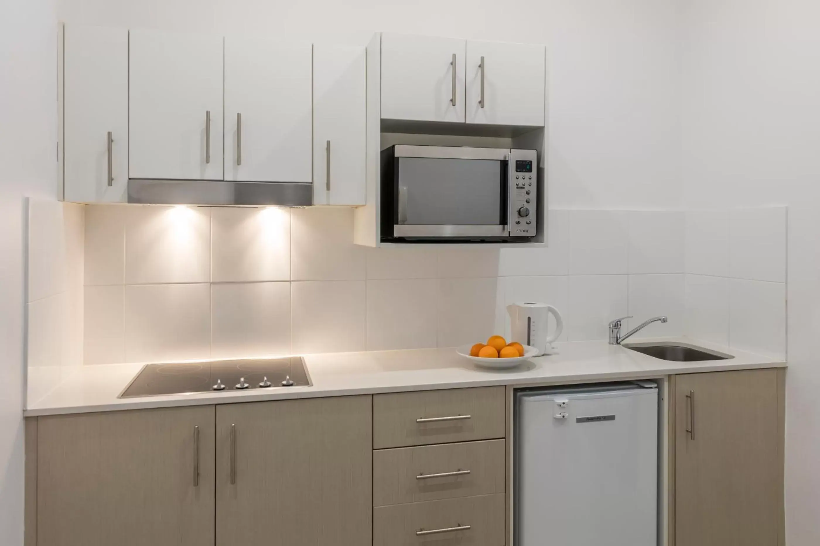 Kitchen or kitchenette, Kitchen/Kitchenette in Nesuto Woolloomooloo