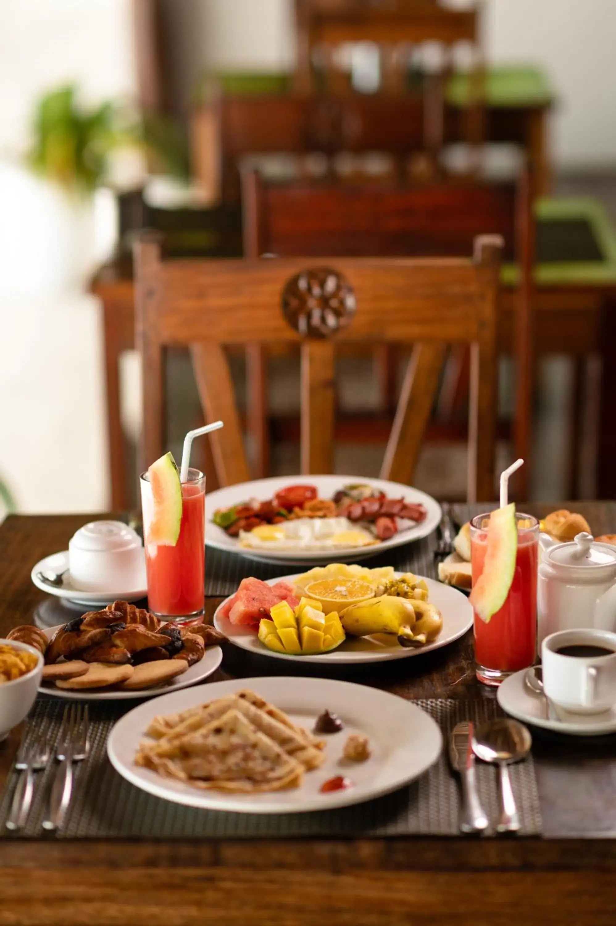 Food and drinks, Breakfast in Hakuna Majiwe Beach Lodge Zanzibar