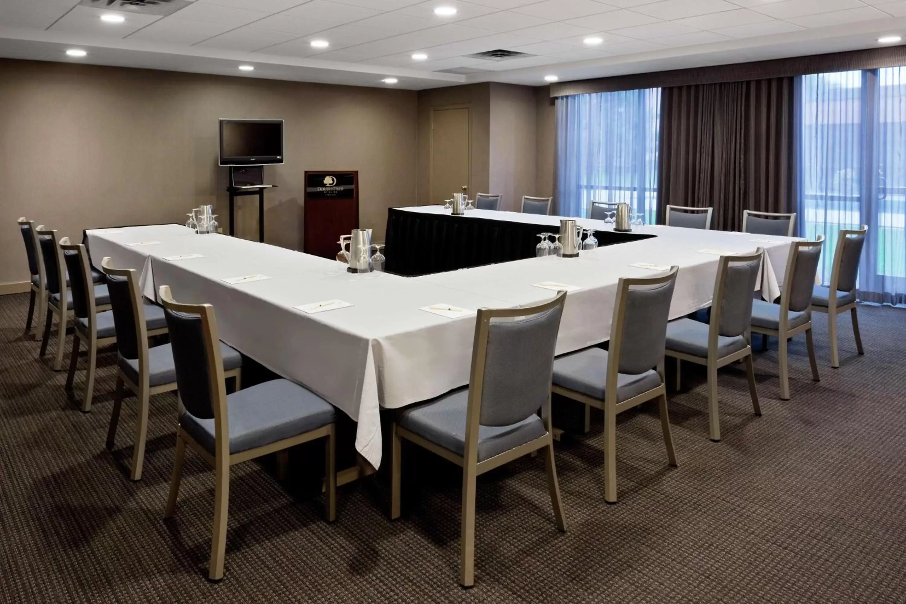 Meeting/conference room in DoubleTree by Hilton Hotel Syracuse