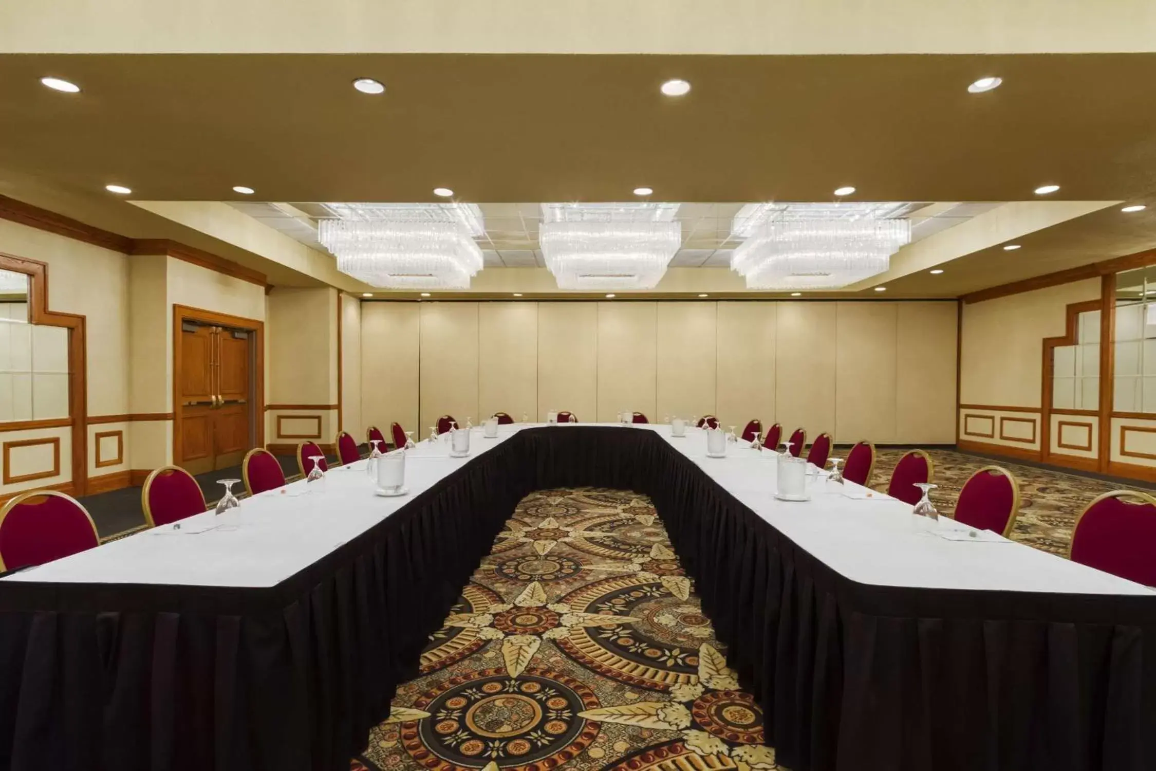 Meeting/conference room in Embassy Suites Winston-Salem