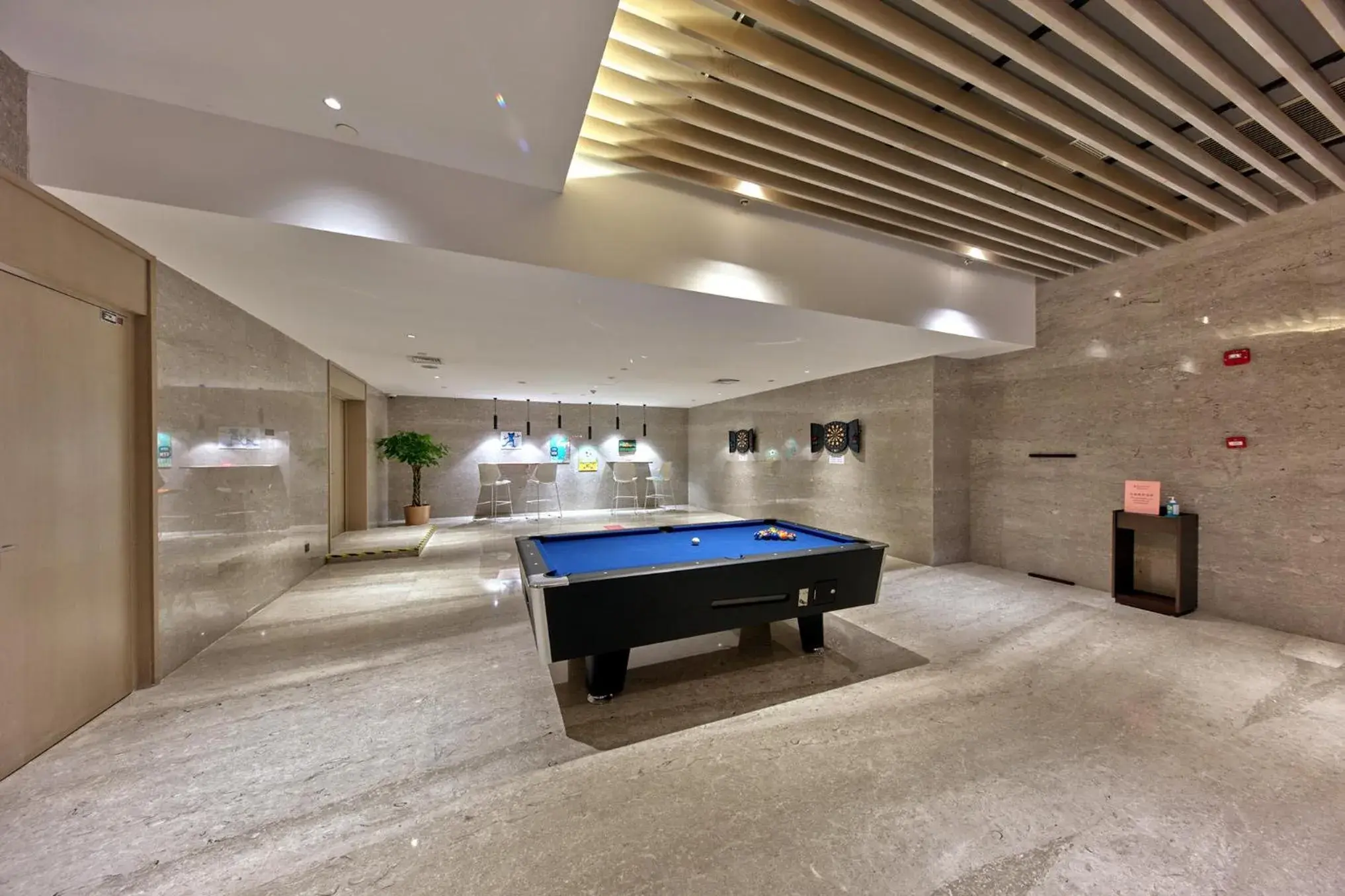 Spa and wellness centre/facilities, Billiards in HUALUXE Nanjing Yangtze River, an IHG Hotel