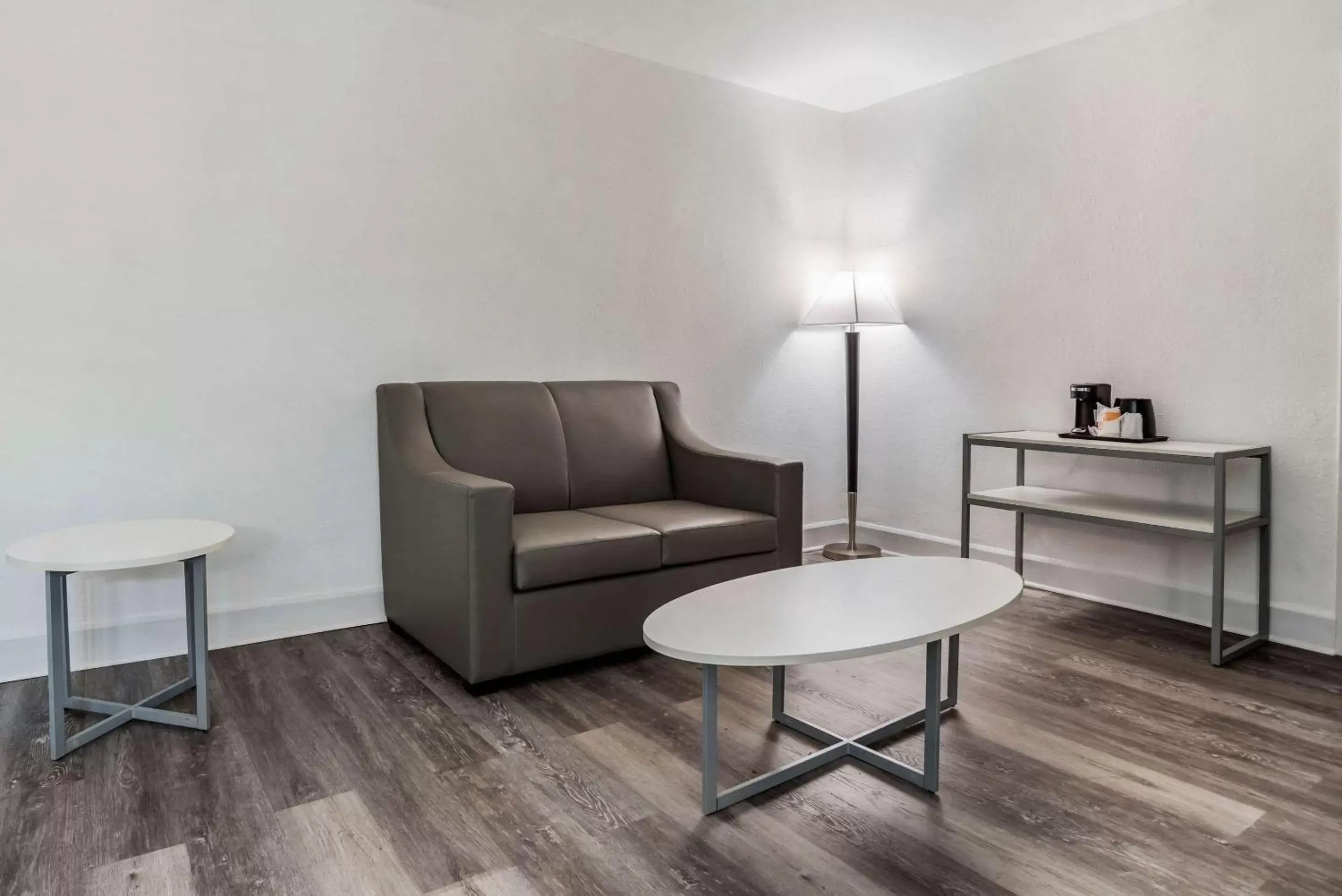 Photo of the whole room in Baymont by Wyndham Montgomery AL Photo of the whole room in Baymont by Wyndham Montgomery AL