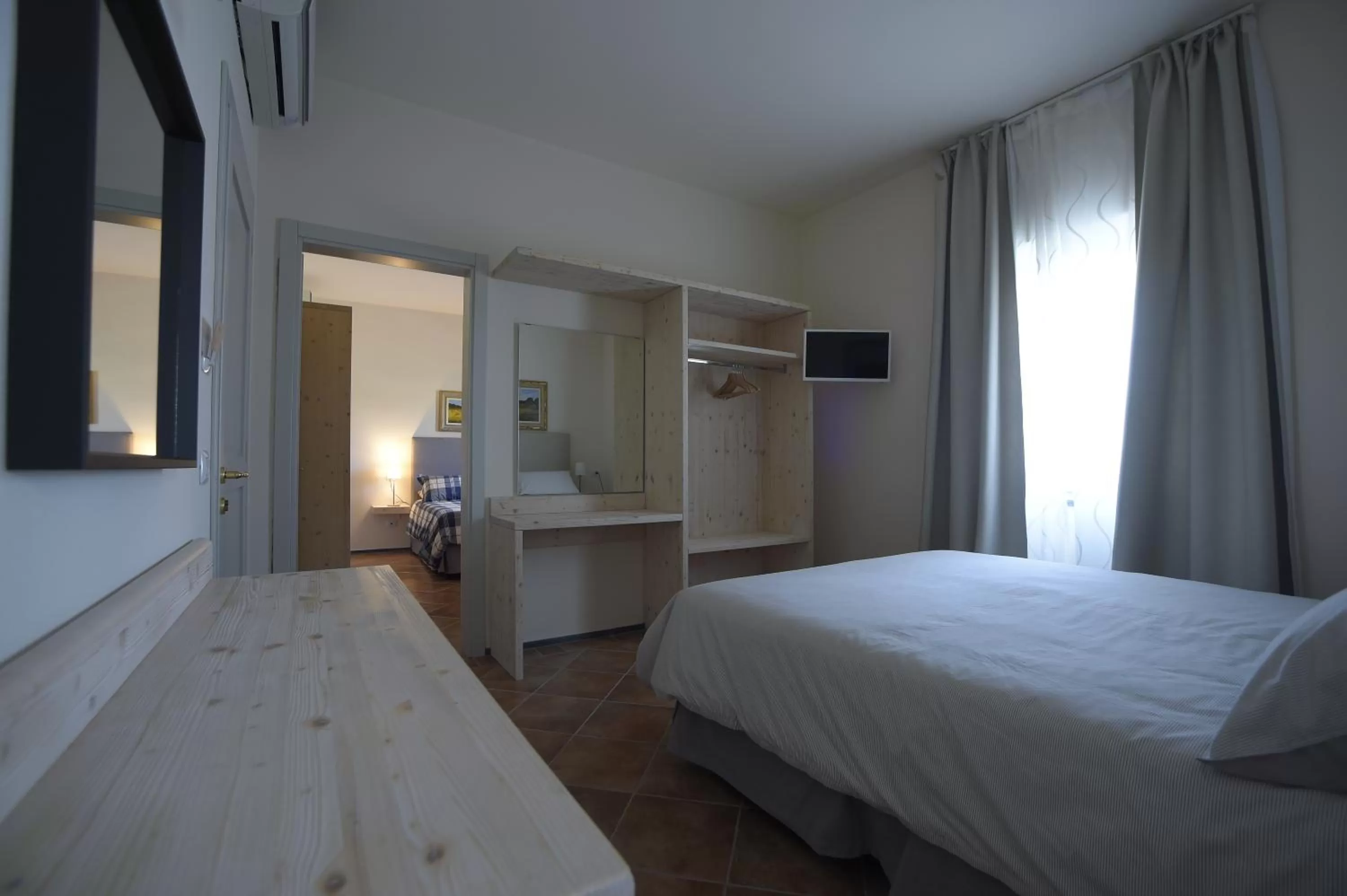 Bathroom, Bed in Locanda La Bottega del Parco