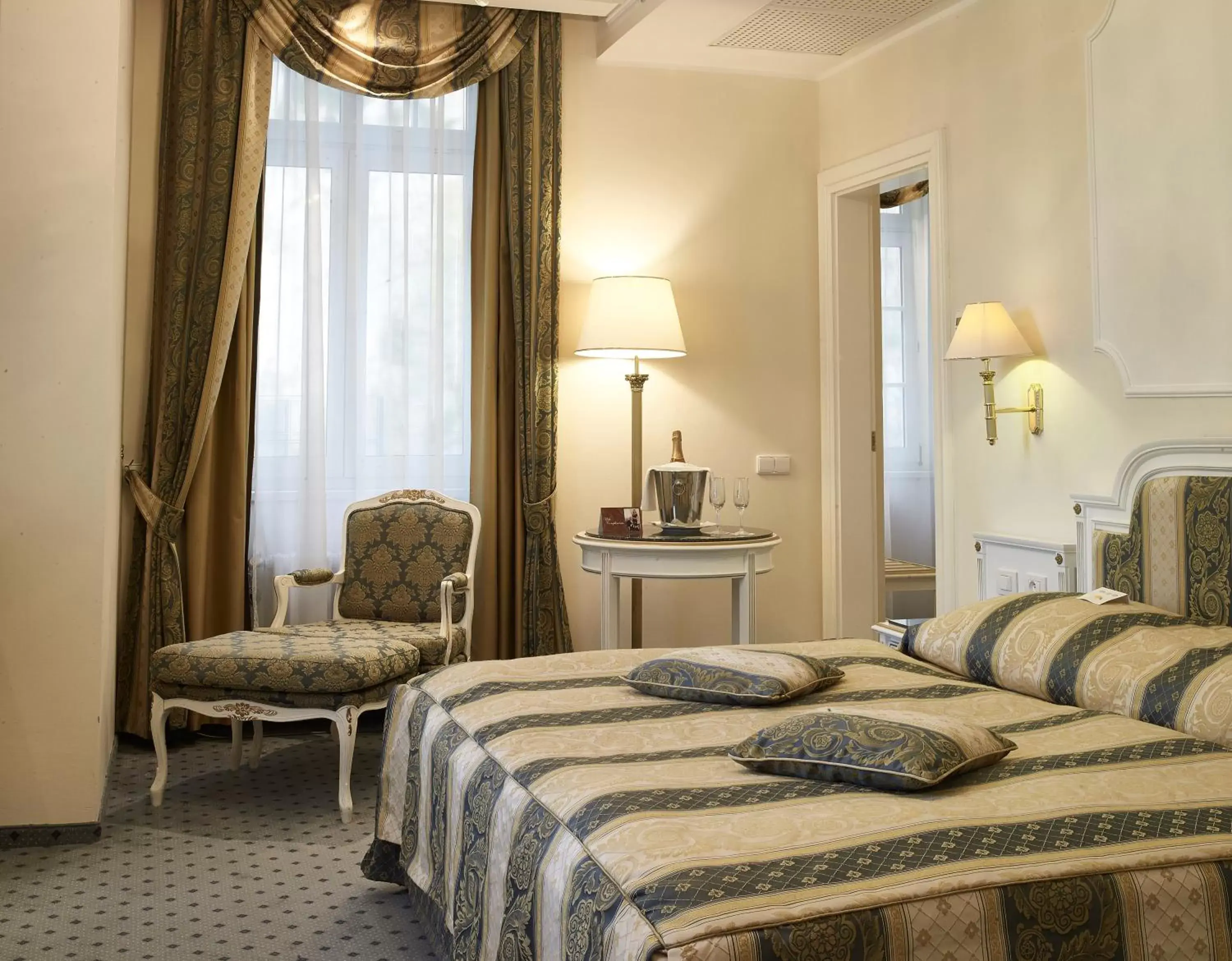 Bedroom, Bed in Esplanade Spa and Golf Resort
