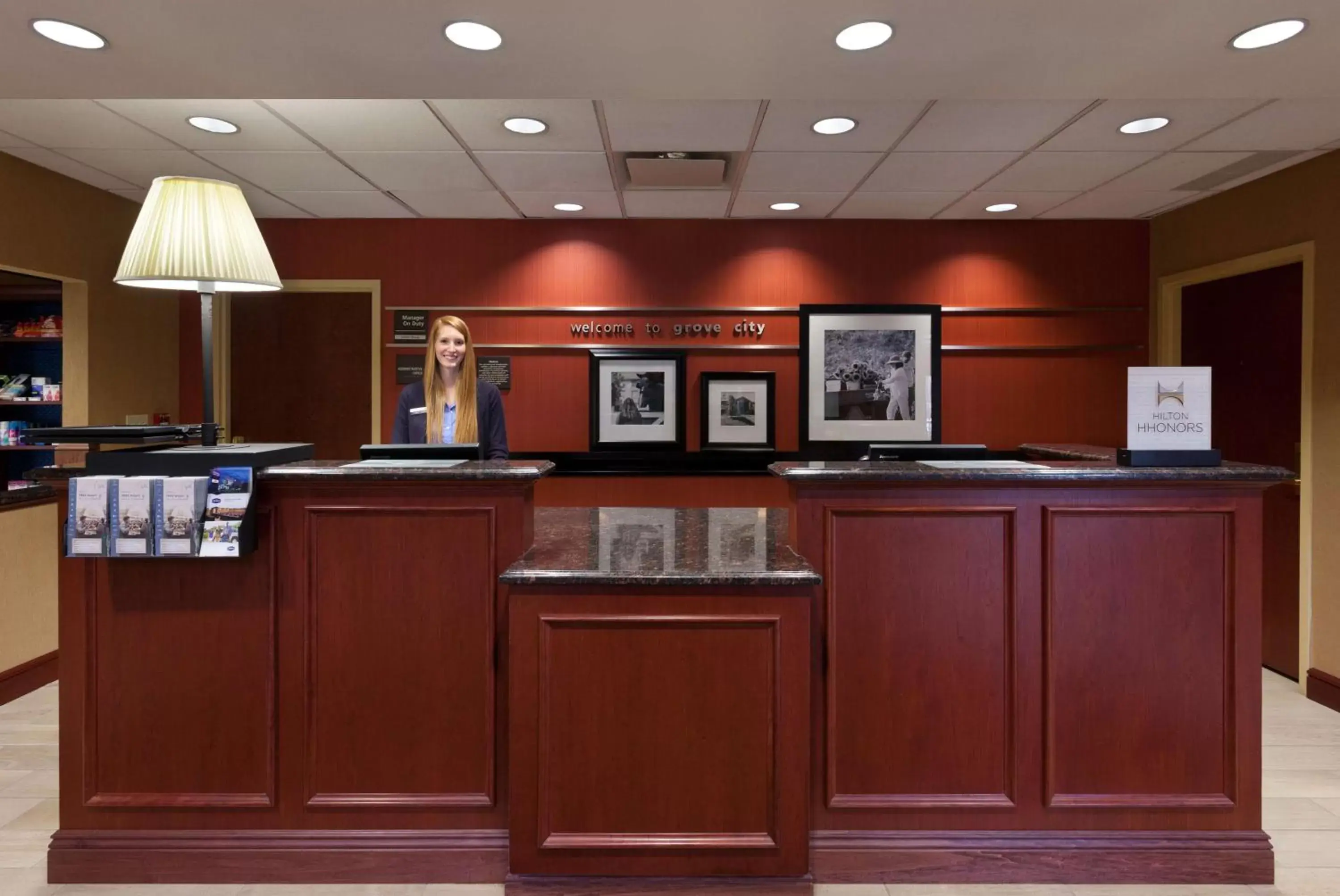 Lobby or reception in Hampton Inn & Suites Grove City