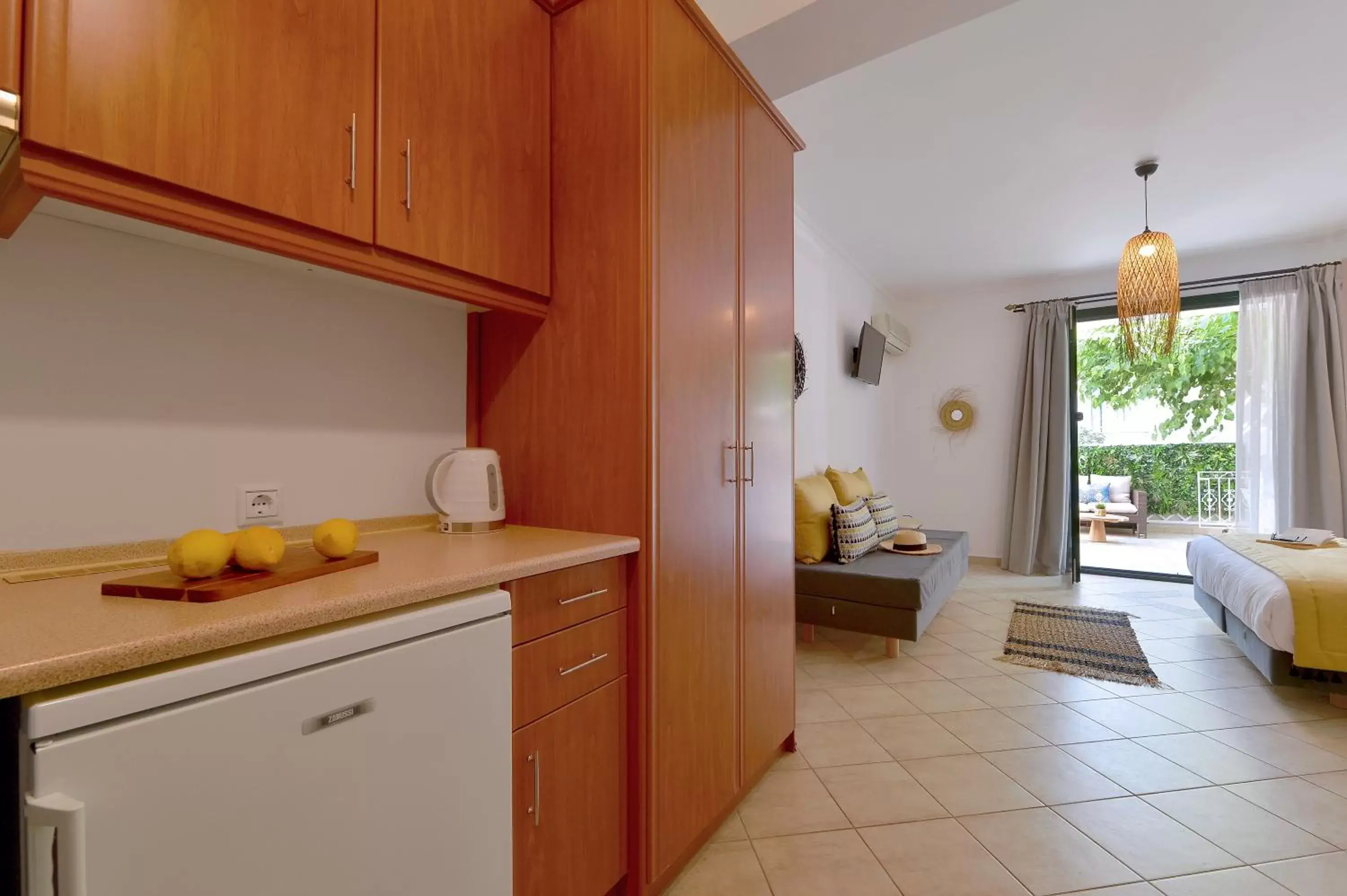 Kitchen or kitchenette, Bathroom in Aktaion Beach Boutique Hotel & Spa