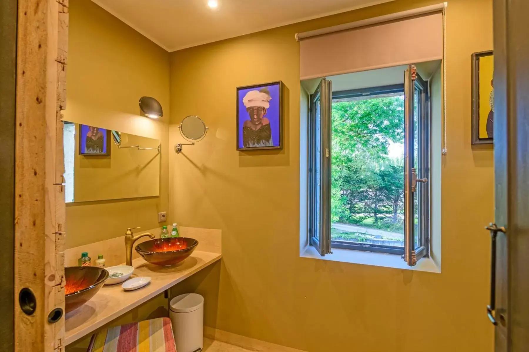 Bathroom in Bastide de Bellegarde