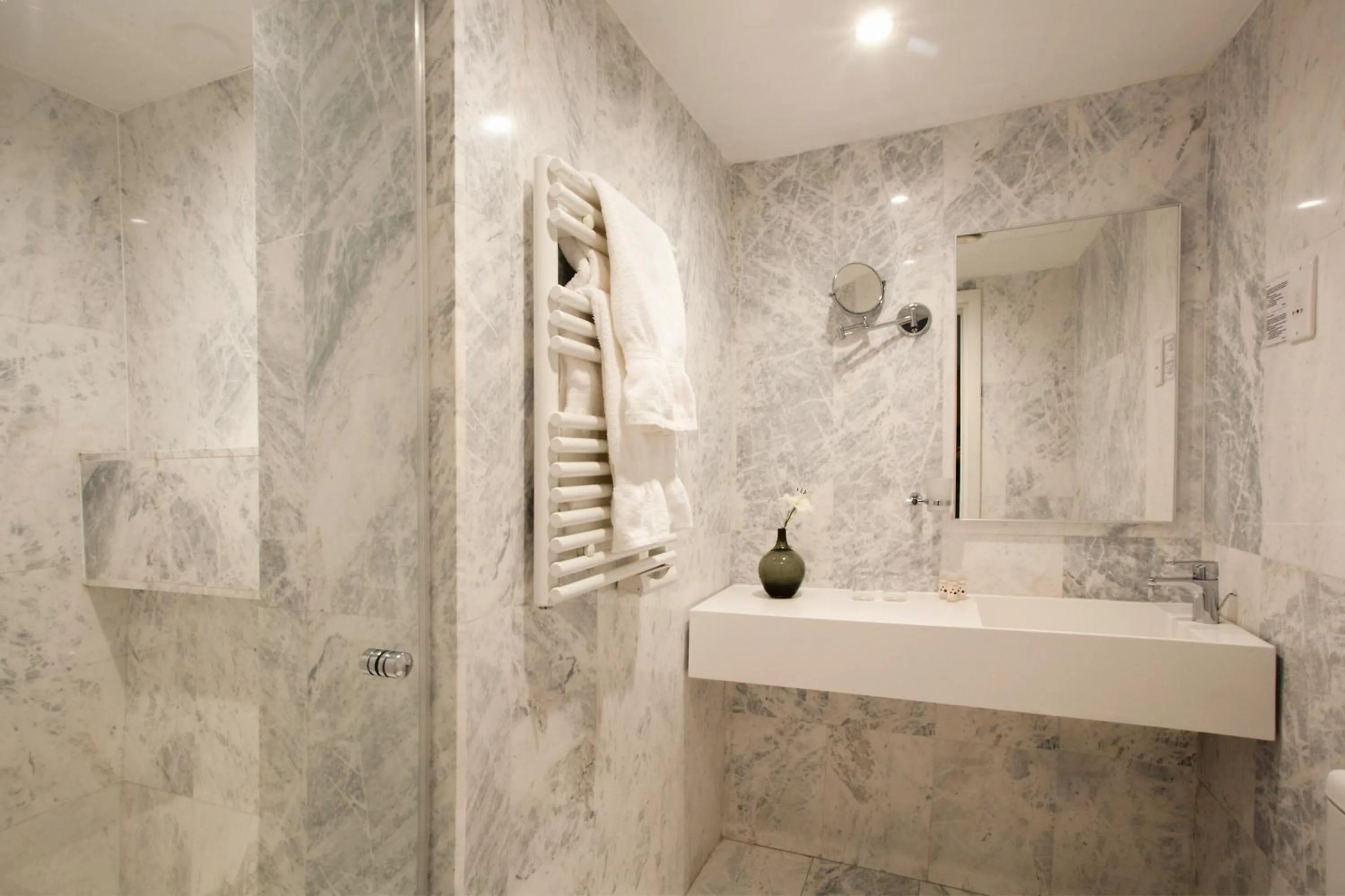 Twin or Double Executive Room in The Classic Hotel Nicosia - Handwritten Collection