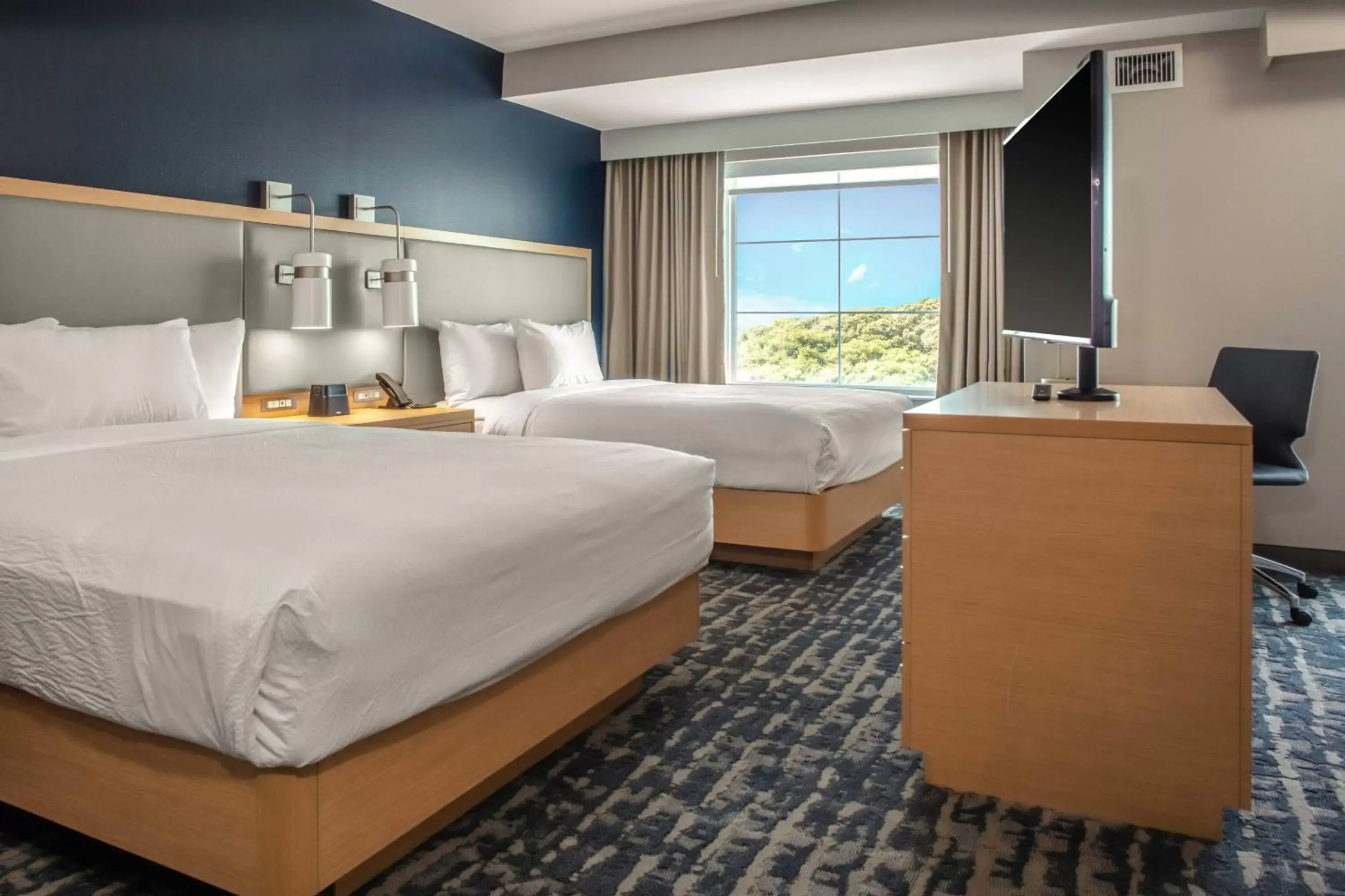 Photo of the whole room, Bed in Residence Inn by Marriott Jekyll Island