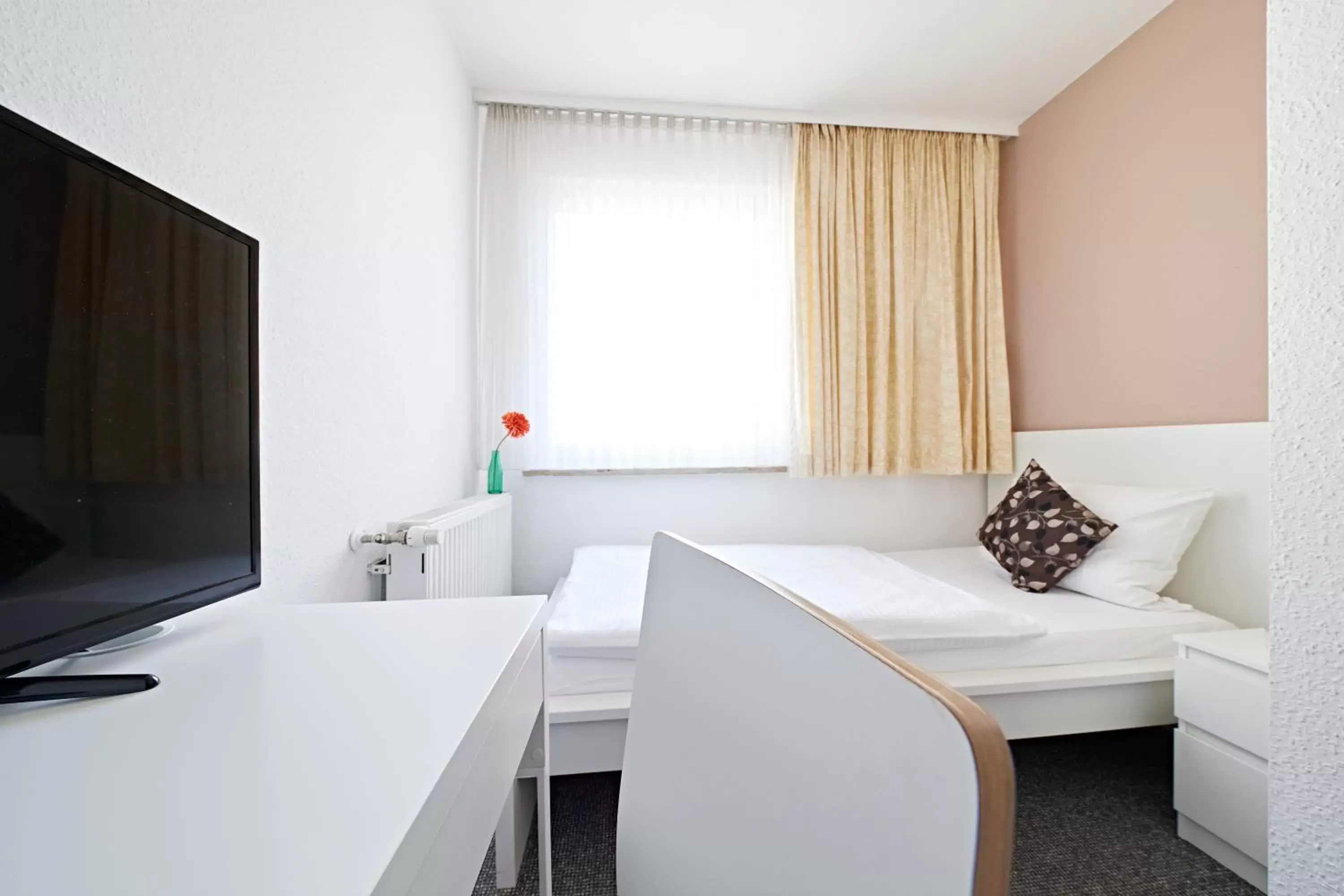 Small Single Room in Altstadthotel Fürth Small Single Room in Altstadthotel Fürth