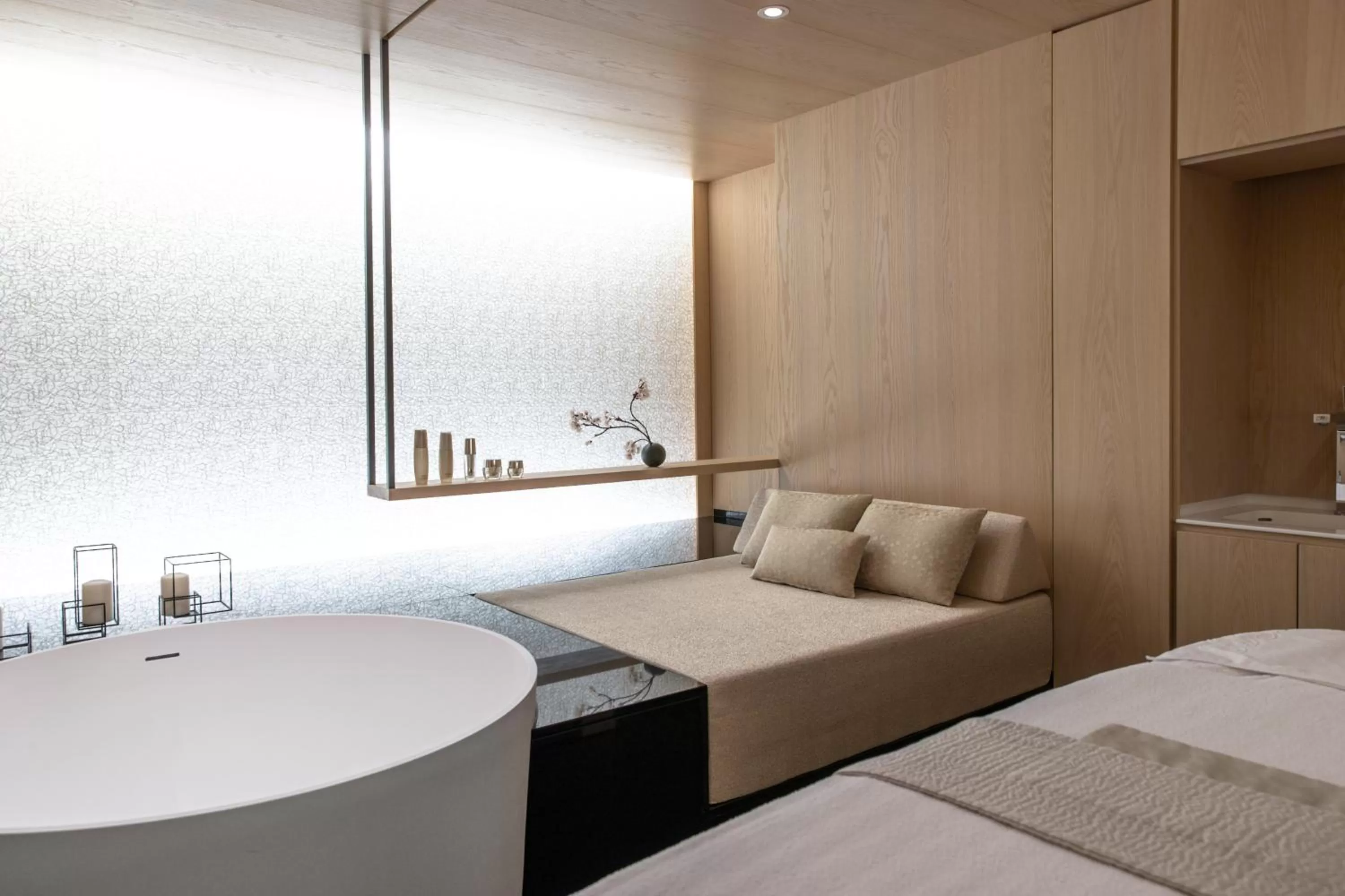 Spa and wellness centre/facilities, Bed in Victoria Jungfrau Grand Hotel & Spa