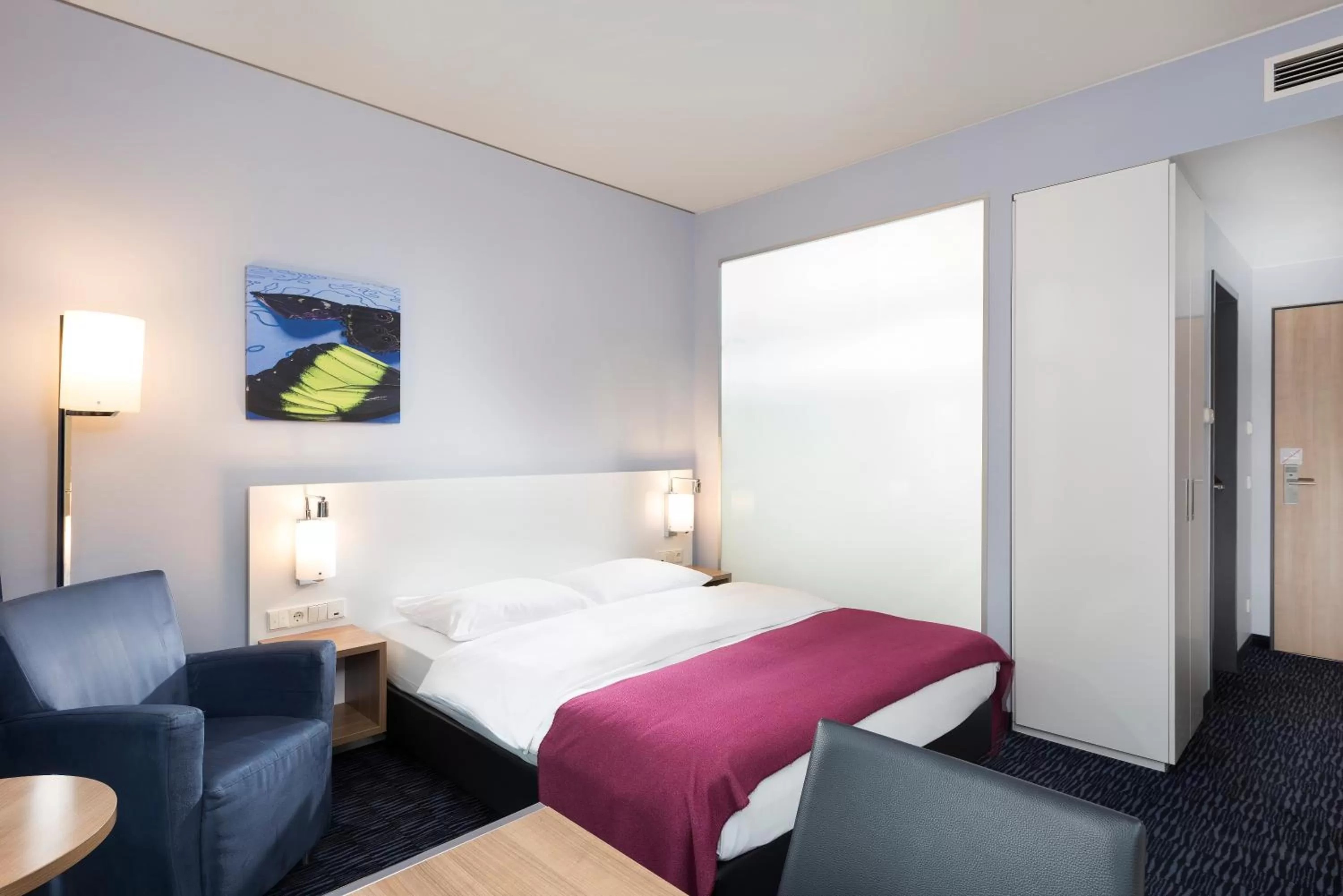 Photo of the whole room, Bed in Seminaris CampusHotel Berlin