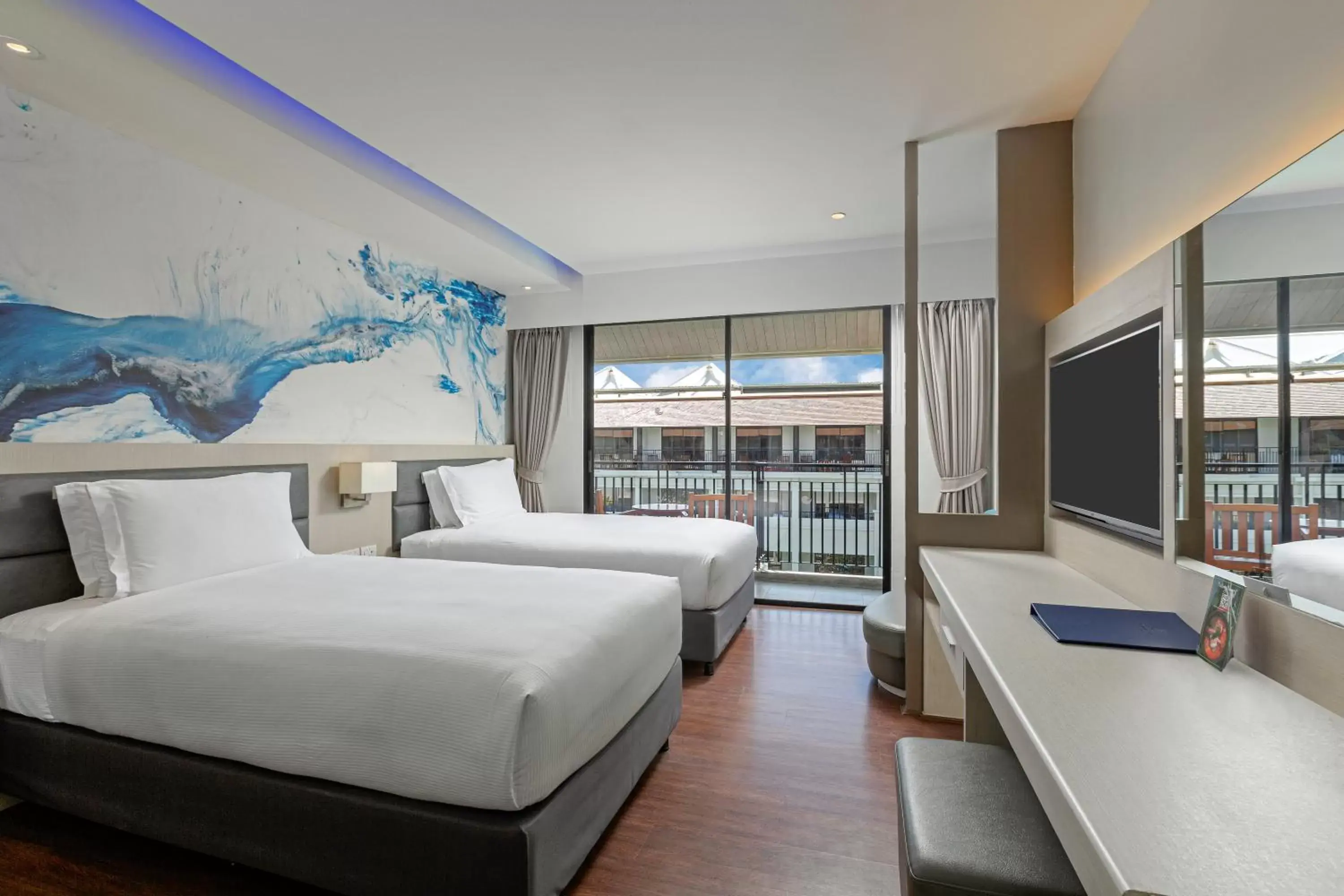 Deluxe Plus Twin Room with Balcony in DoubleTree by Hilton Phuket Banthai Resort