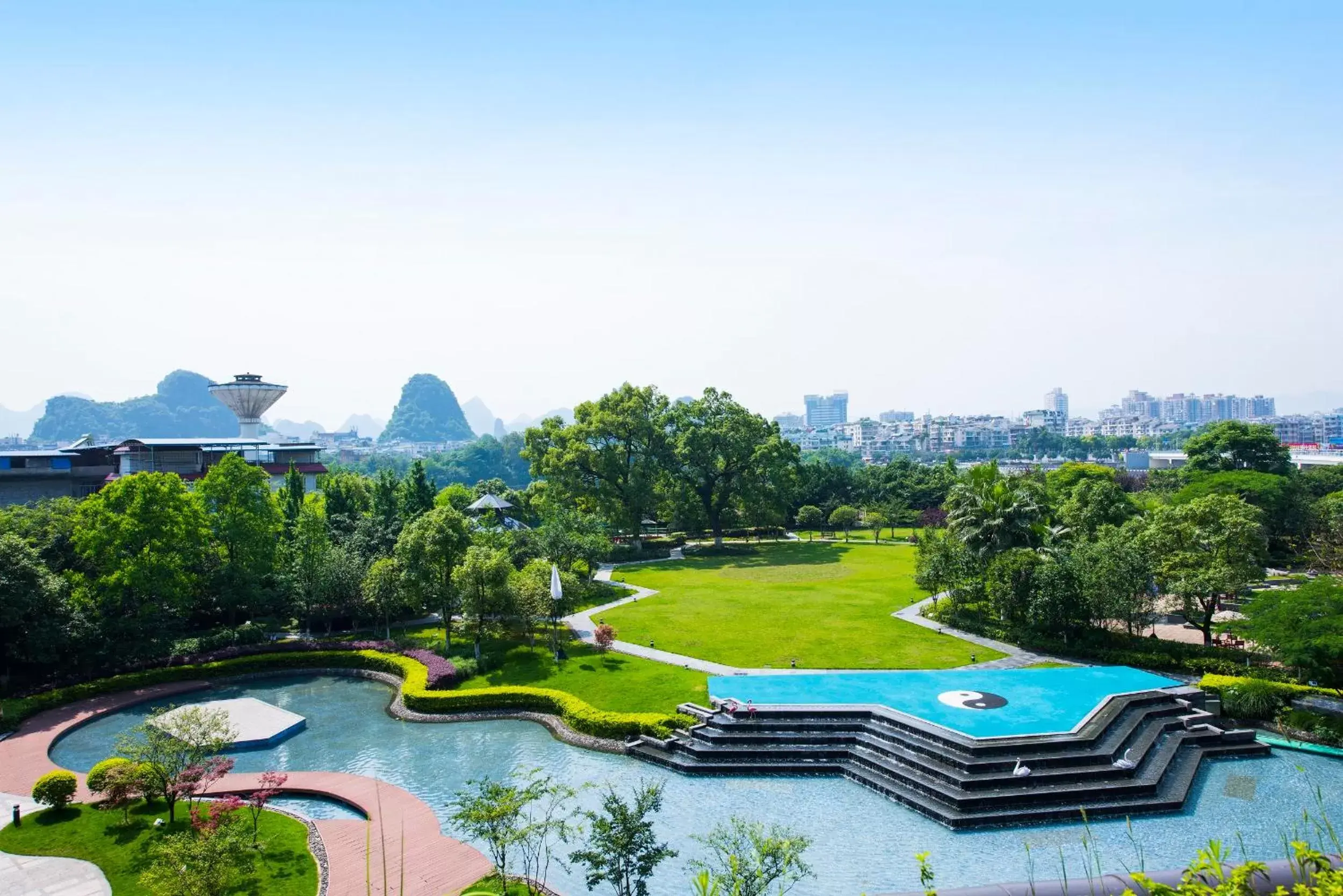 Garden view, Pool View in Shangri-La Guilin