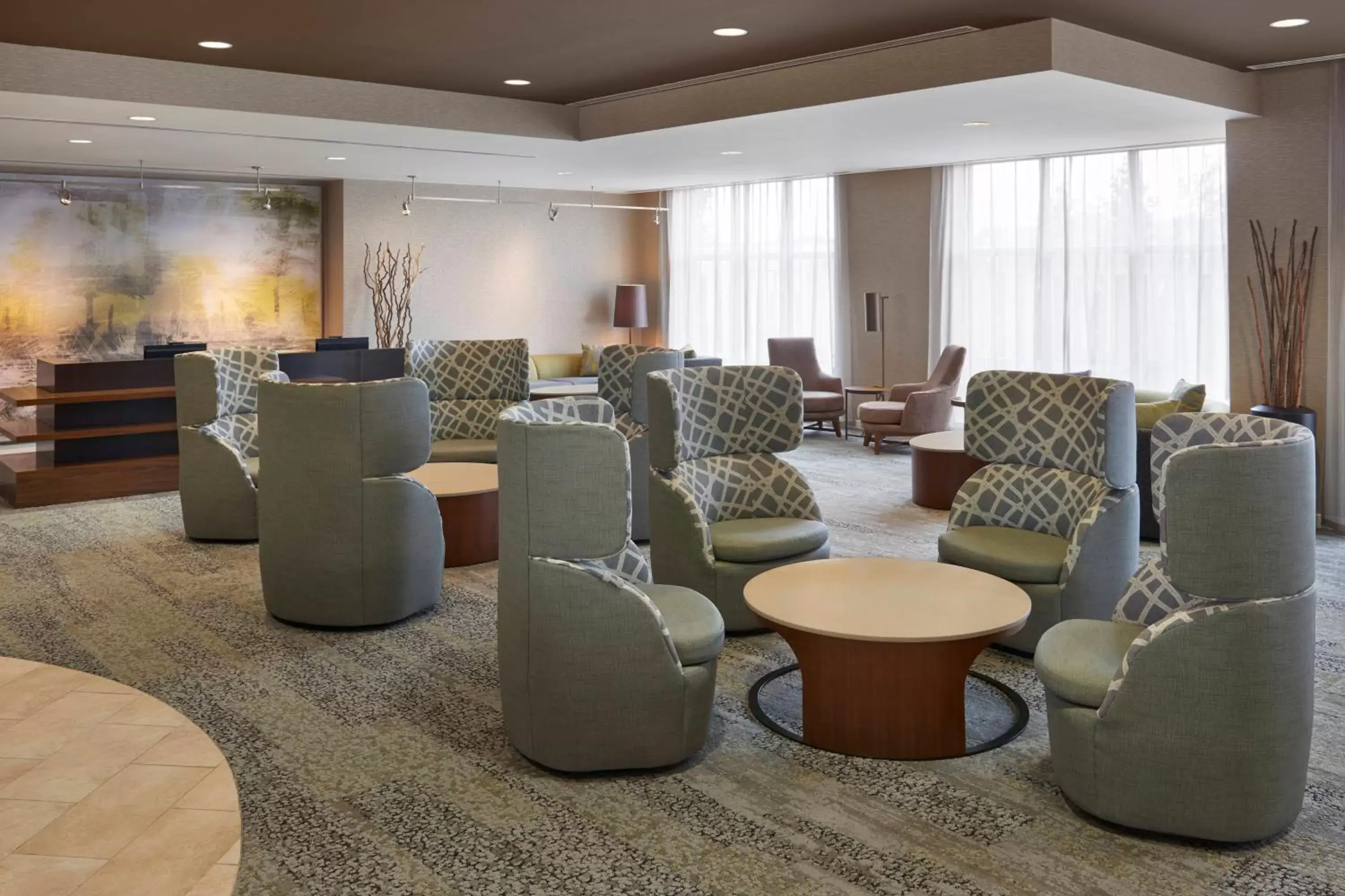 Lobby or reception, Lounge/Bar in Courtyard by Marriott Kingston Highway 401