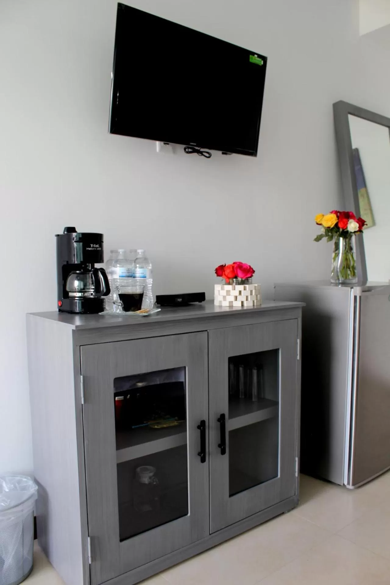 Coffee/tea facilities in Grand Gardenia