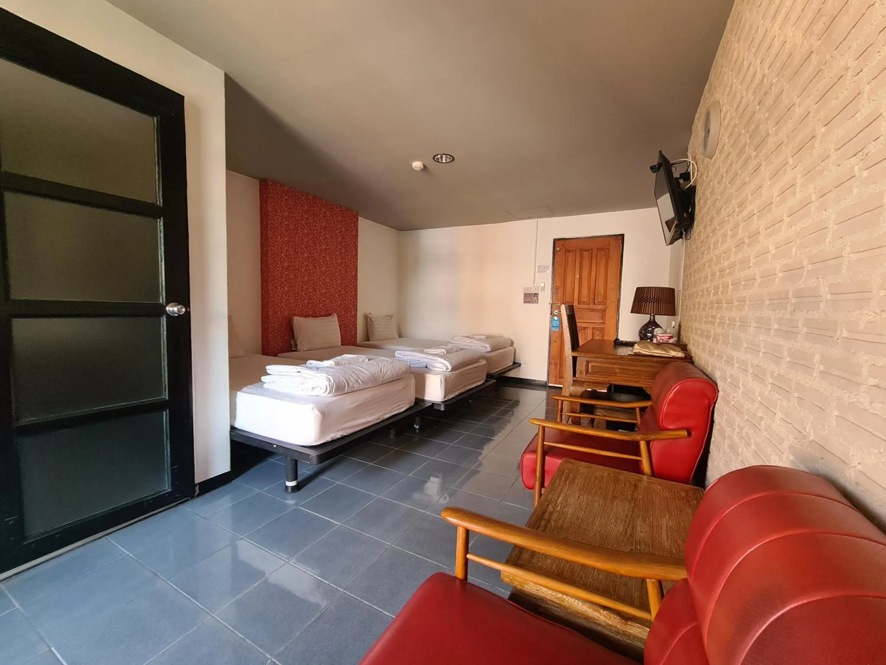 Photo of the whole room, Bed in The 8 Factory Hotel Phitsanulok