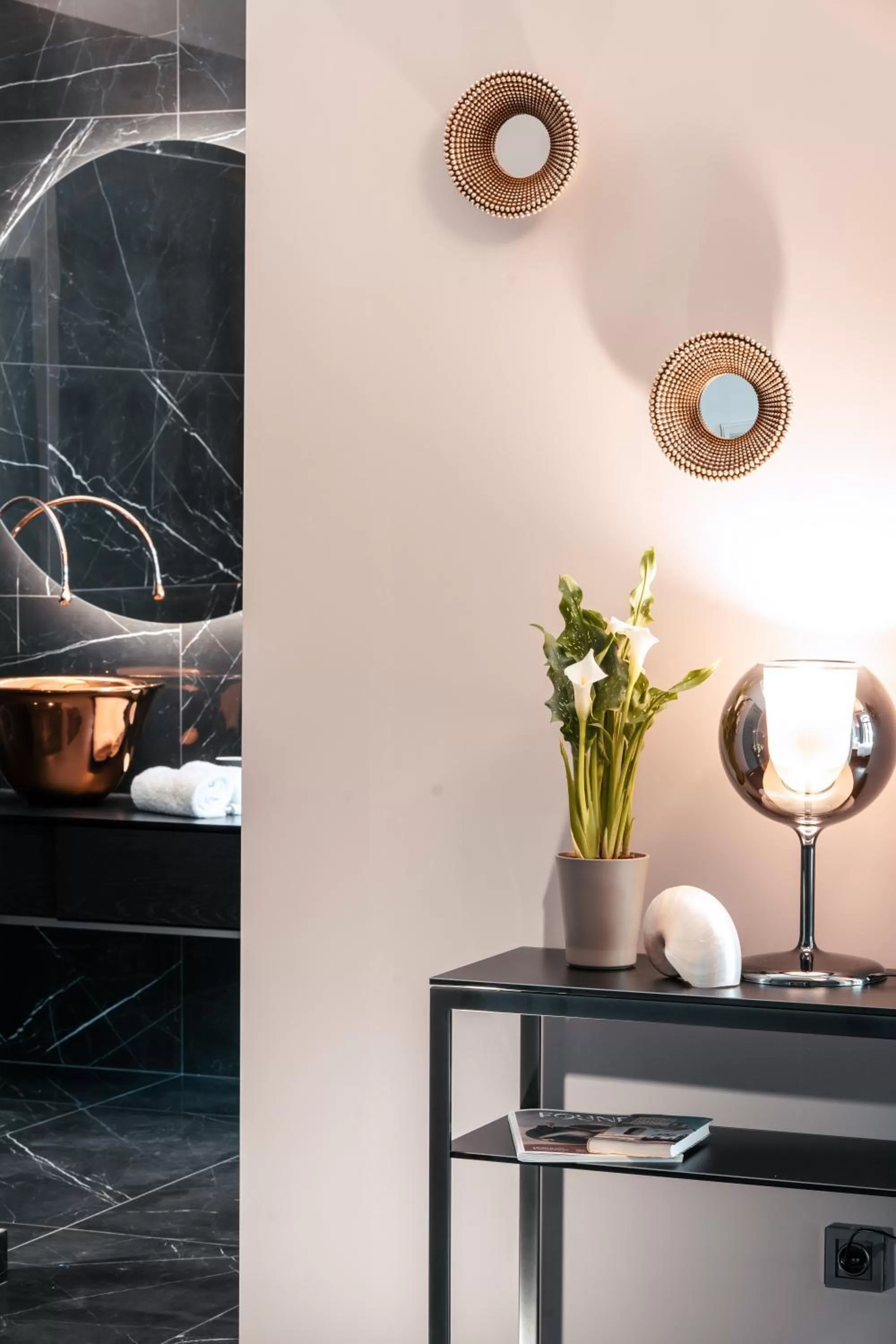 Decorative detail in Sa Suites