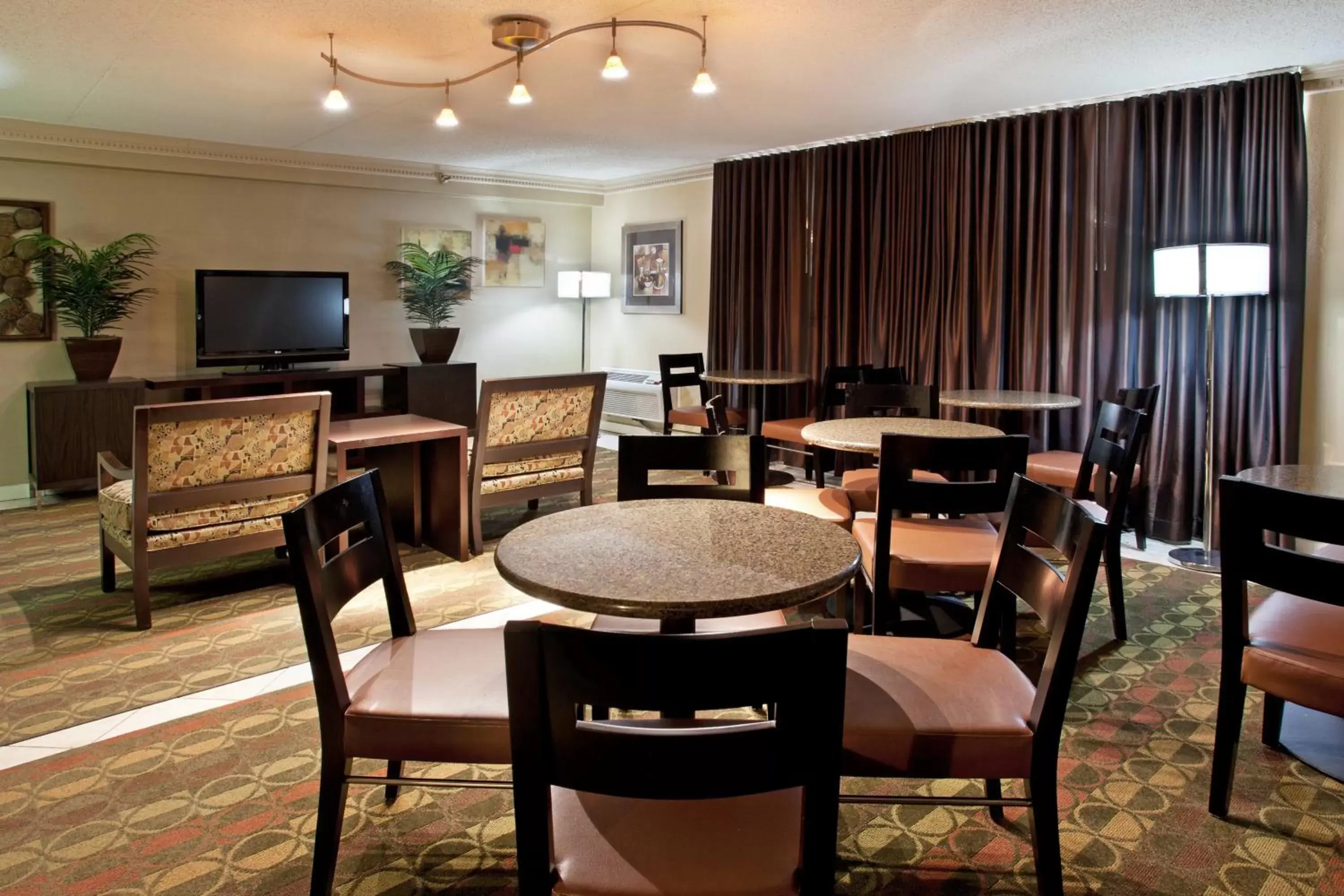 Other, Restaurant/Places to Eat in Crowne Plaza Columbus North - Worthington, an IHG Hotel