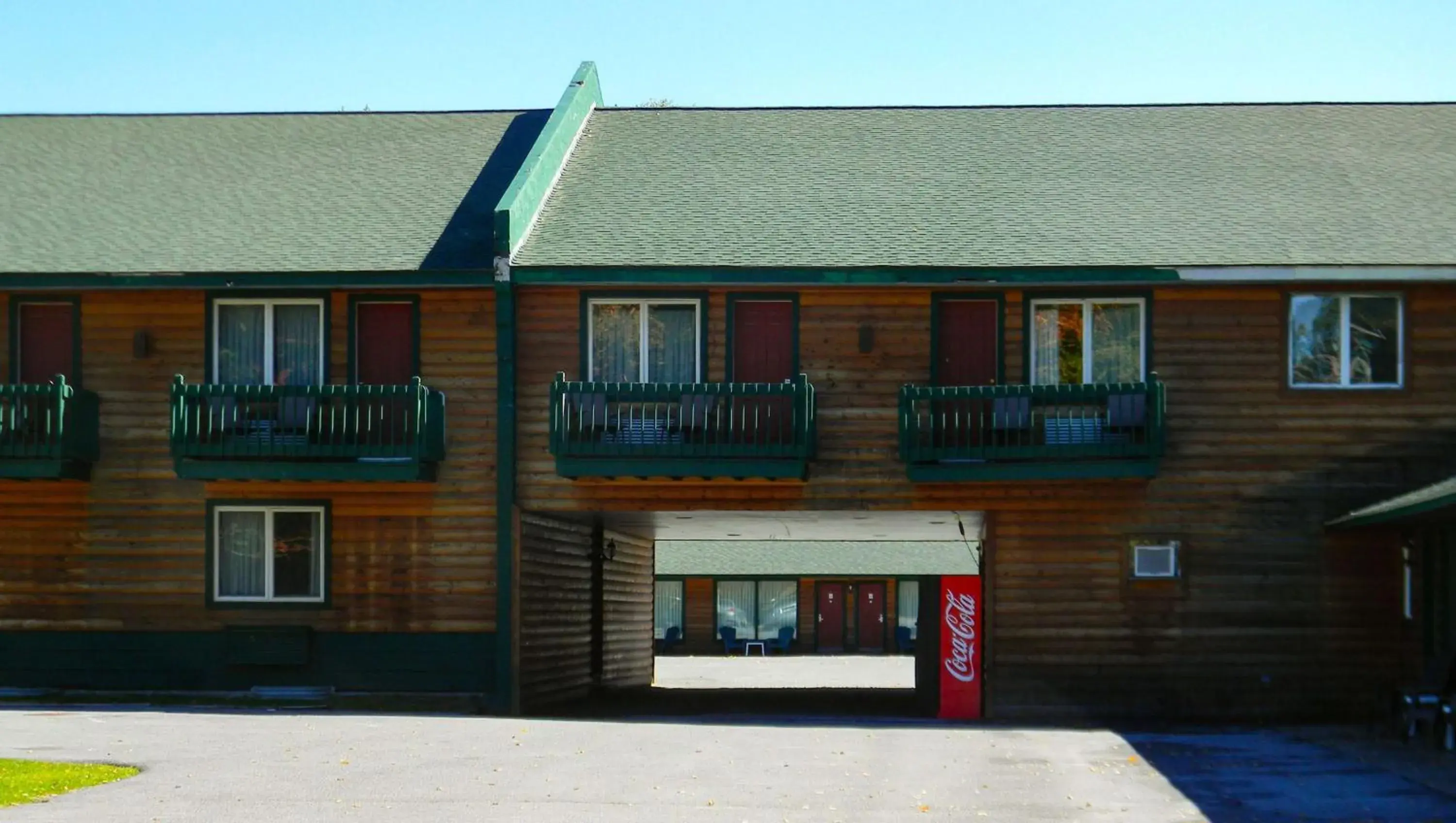 Property building in Adirondack Lodge Old Forge Property building in Adirondack Lodge Old Forge