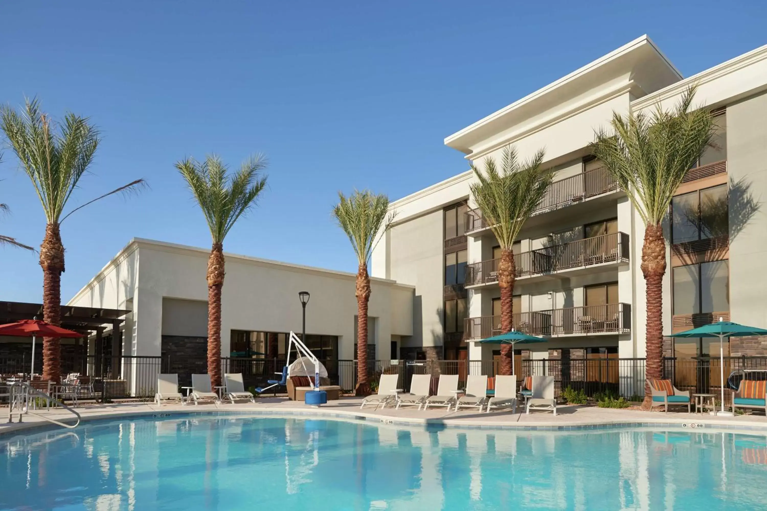 Property Building in Hampton Inn Lake Havasu City