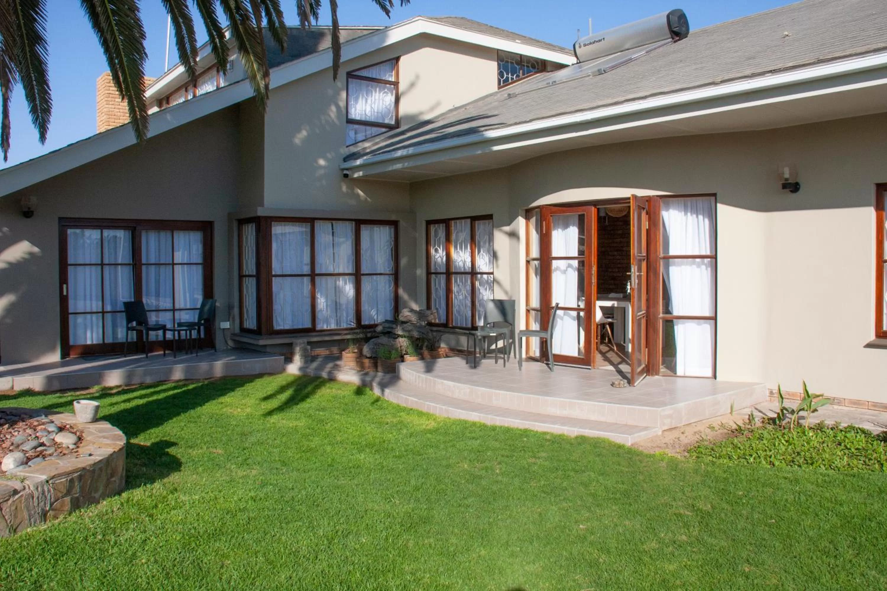 Patio, Property Building in Kramersdorf Guesthouse