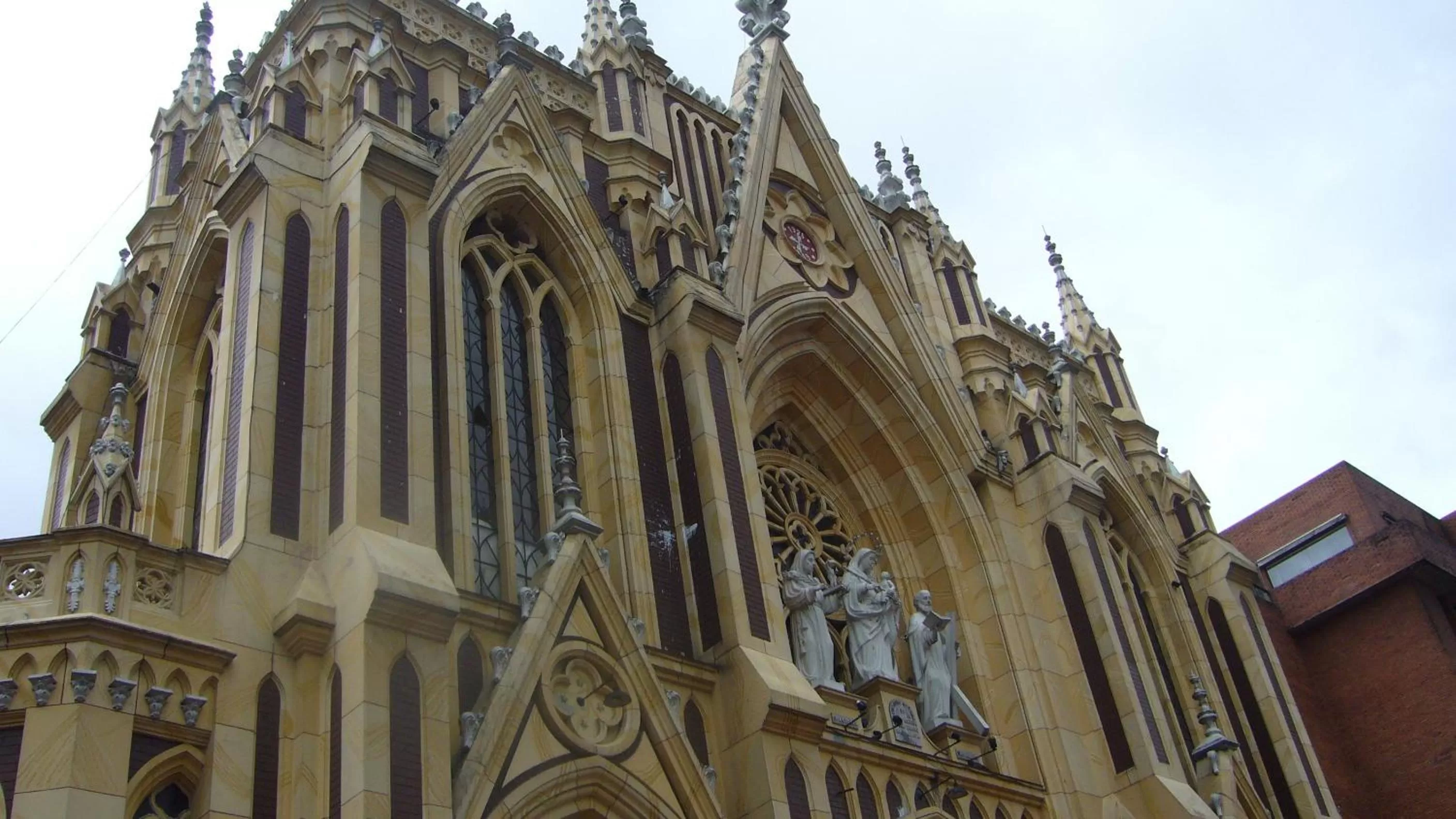 Nearby landmark, Property Building in Hotel Bogotá Gran Marquez