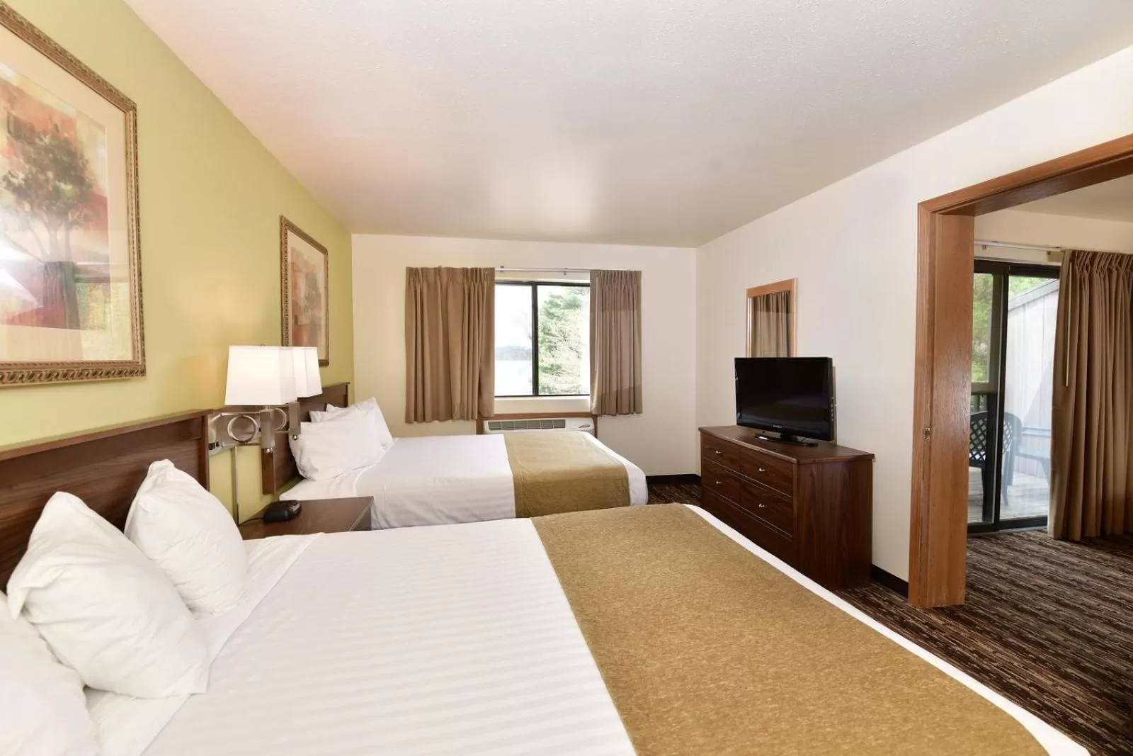 Double Queen Kitchenette in Sunset Bay Resort & Suites