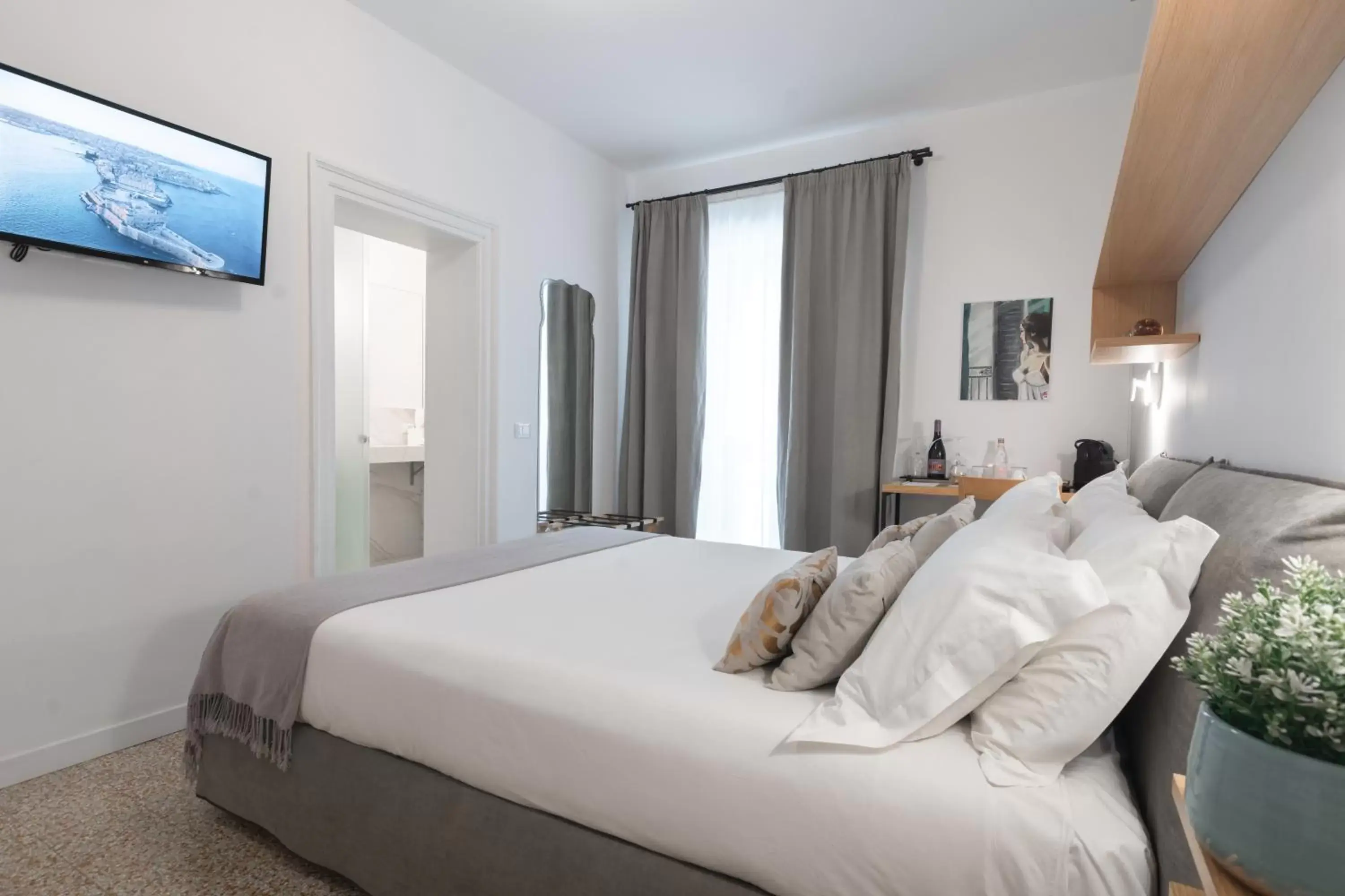 Deluxe Room in Archè Design Rooms and Suites Deluxe Room in Archè Design Rooms and Suites