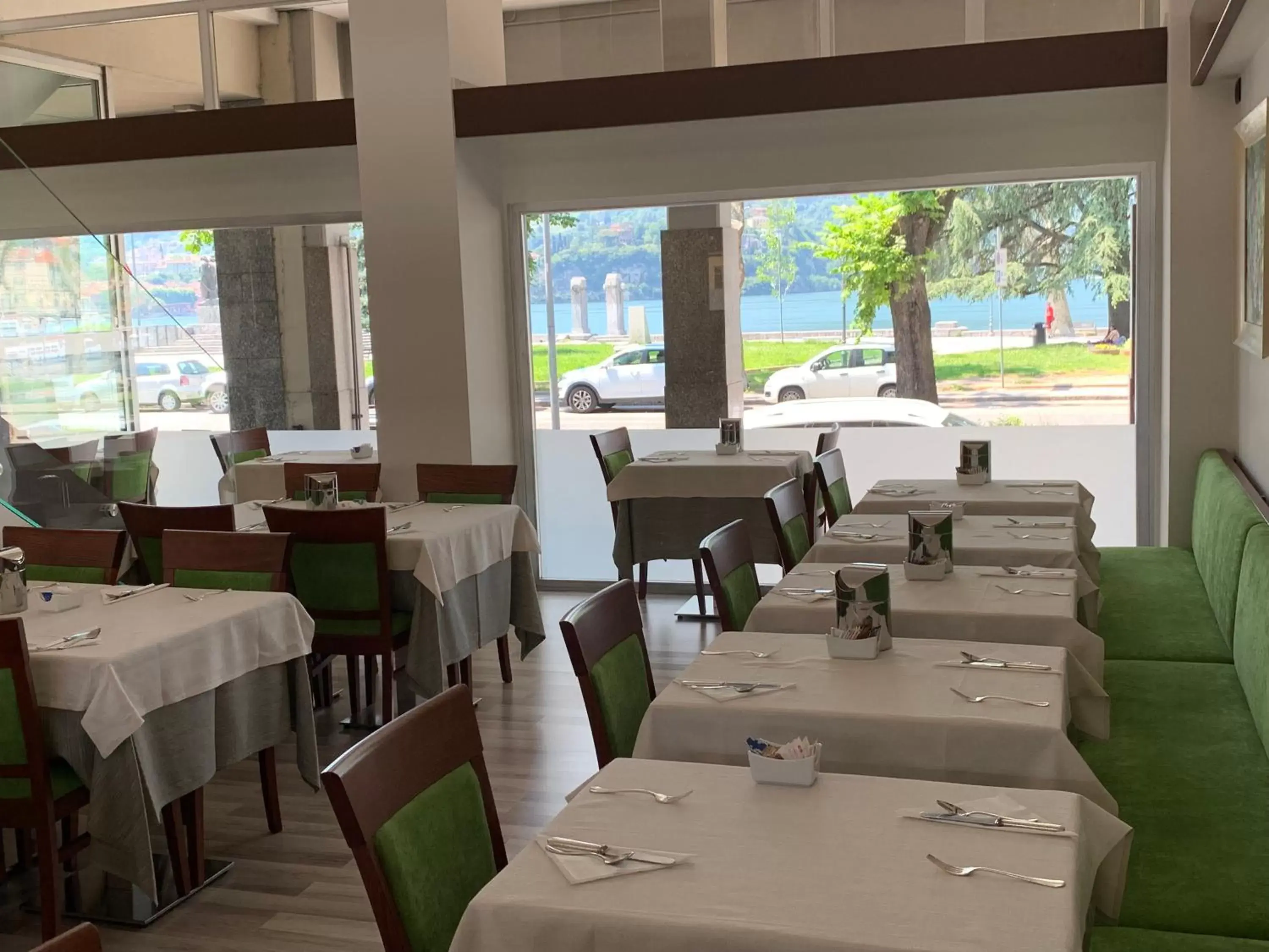 Restaurant/Places to Eat in Hotel Alberi