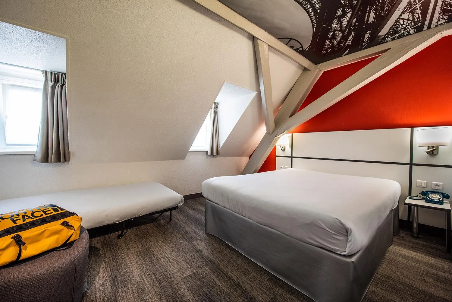 Bed in Ibis Styles Strasbourg Centre Gare