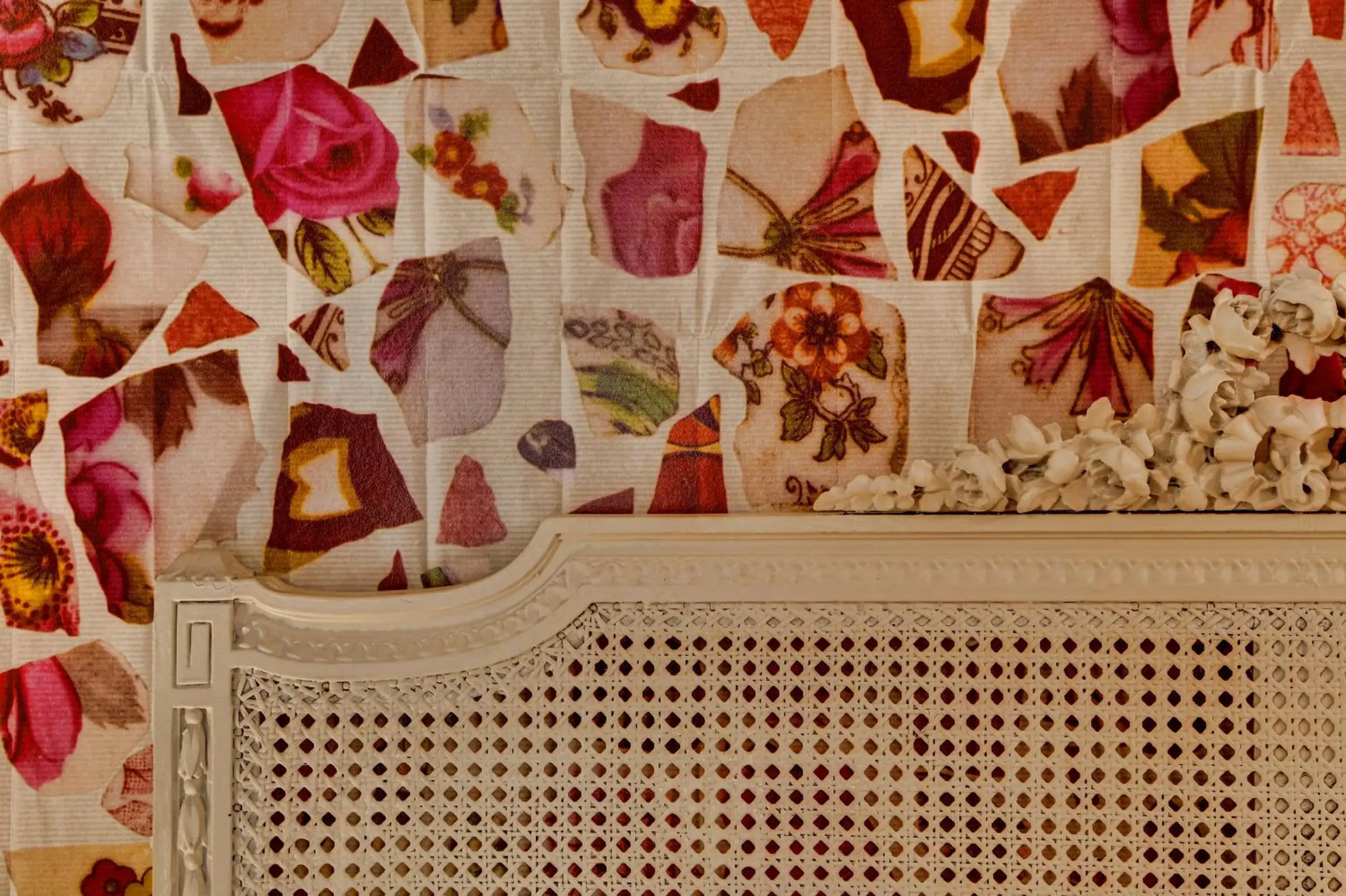 Decorative detail in Casa Sotgiu Guest House