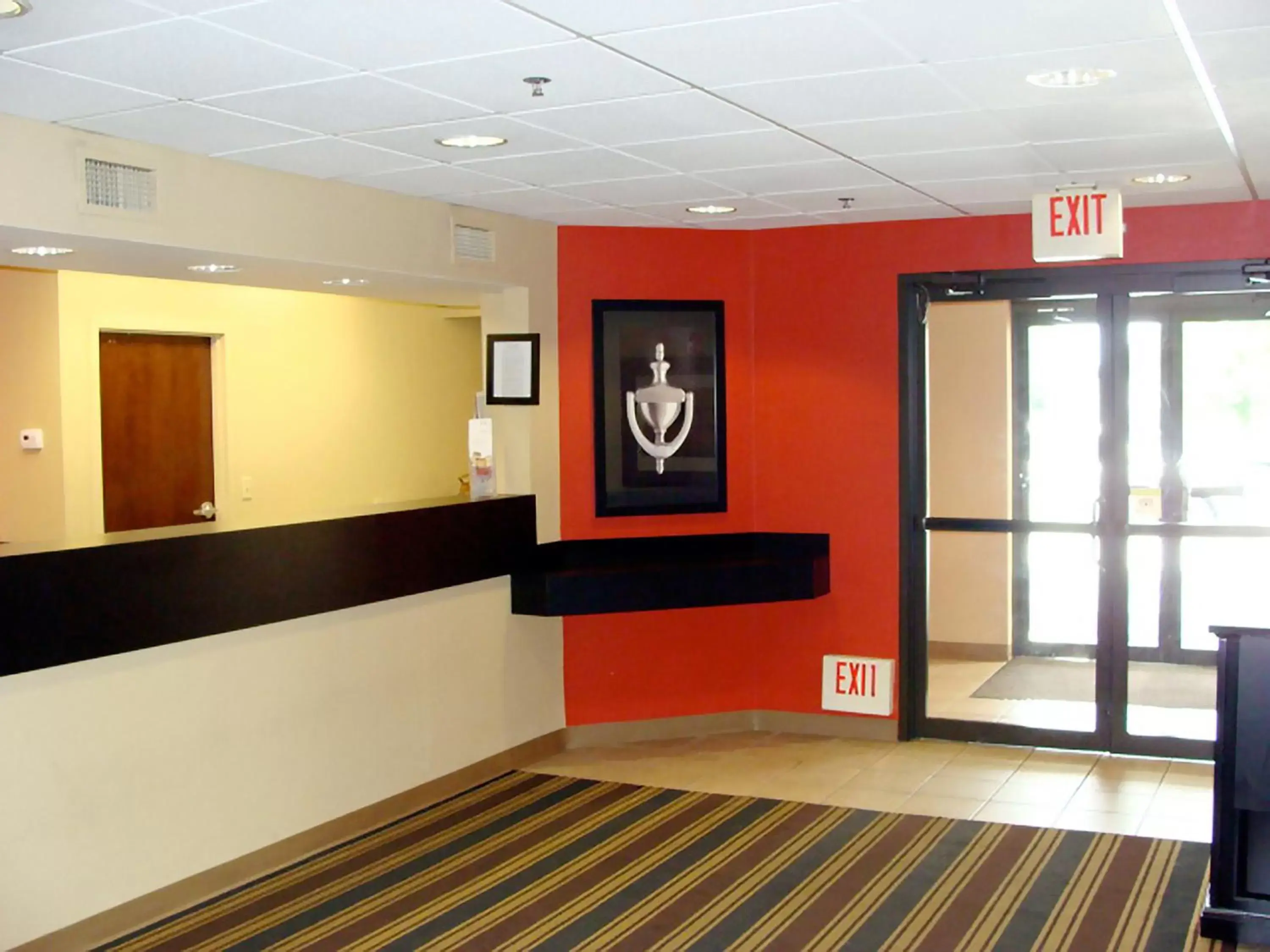 Lobby or reception, Lobby/Reception in Extended Stay America Suites - Edison - Raritan Center