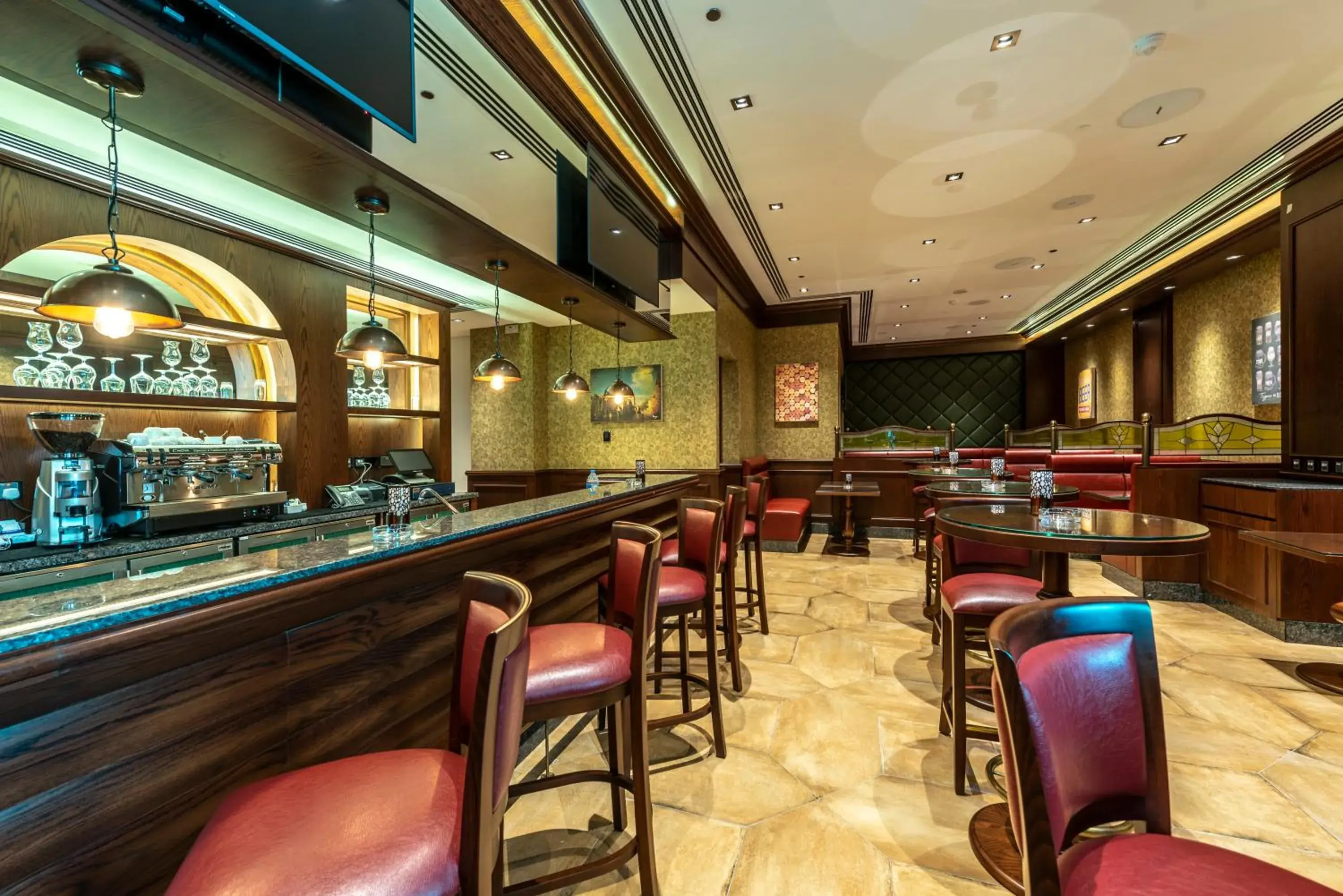Lounge or bar, Lounge/Bar in Gulf Inn Hotel Al Nasr Formerly Roda Links Al Nasr